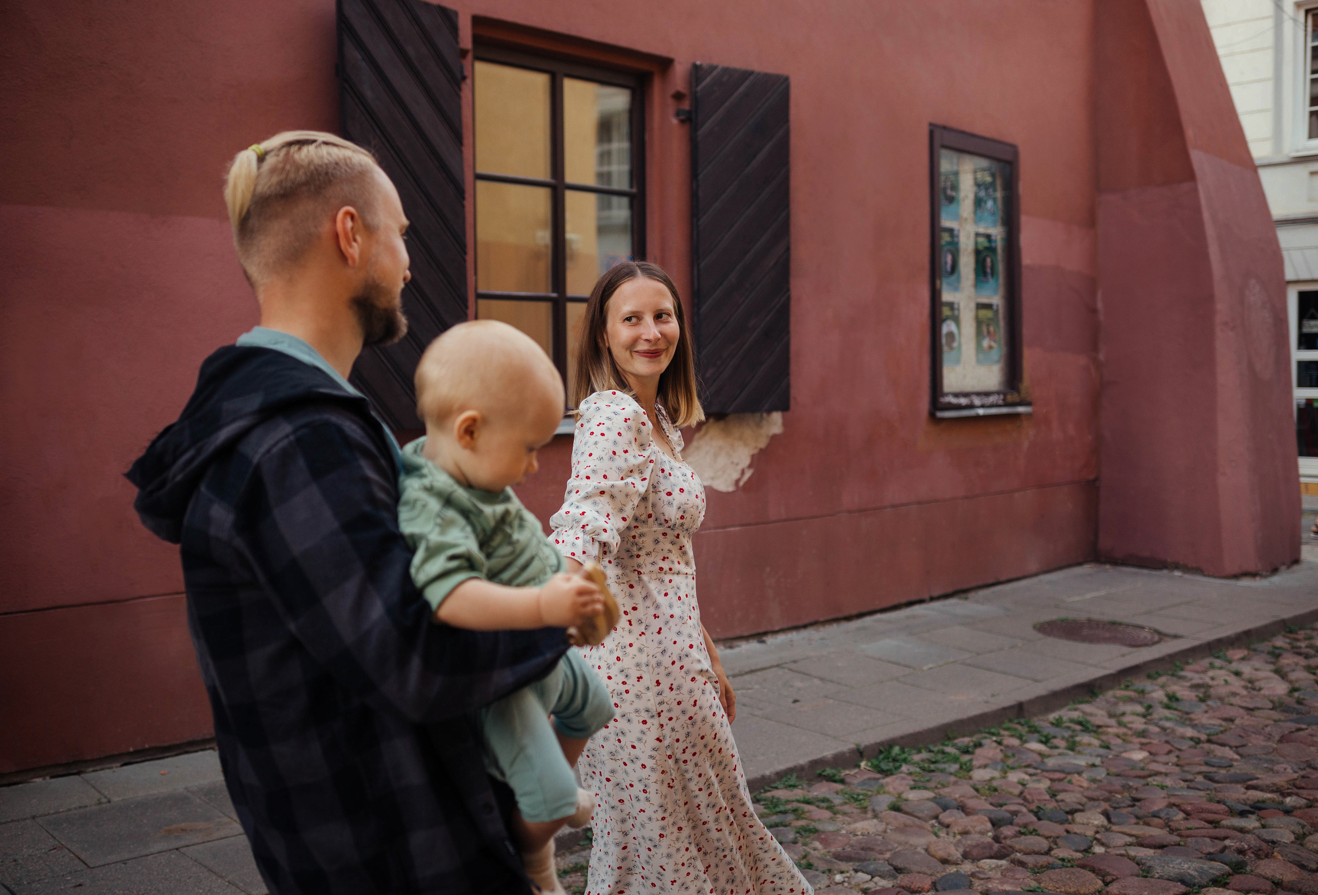 Alena, Oleg and Yaroslav. Family photographer in Vilnuis Svetlana Naumova