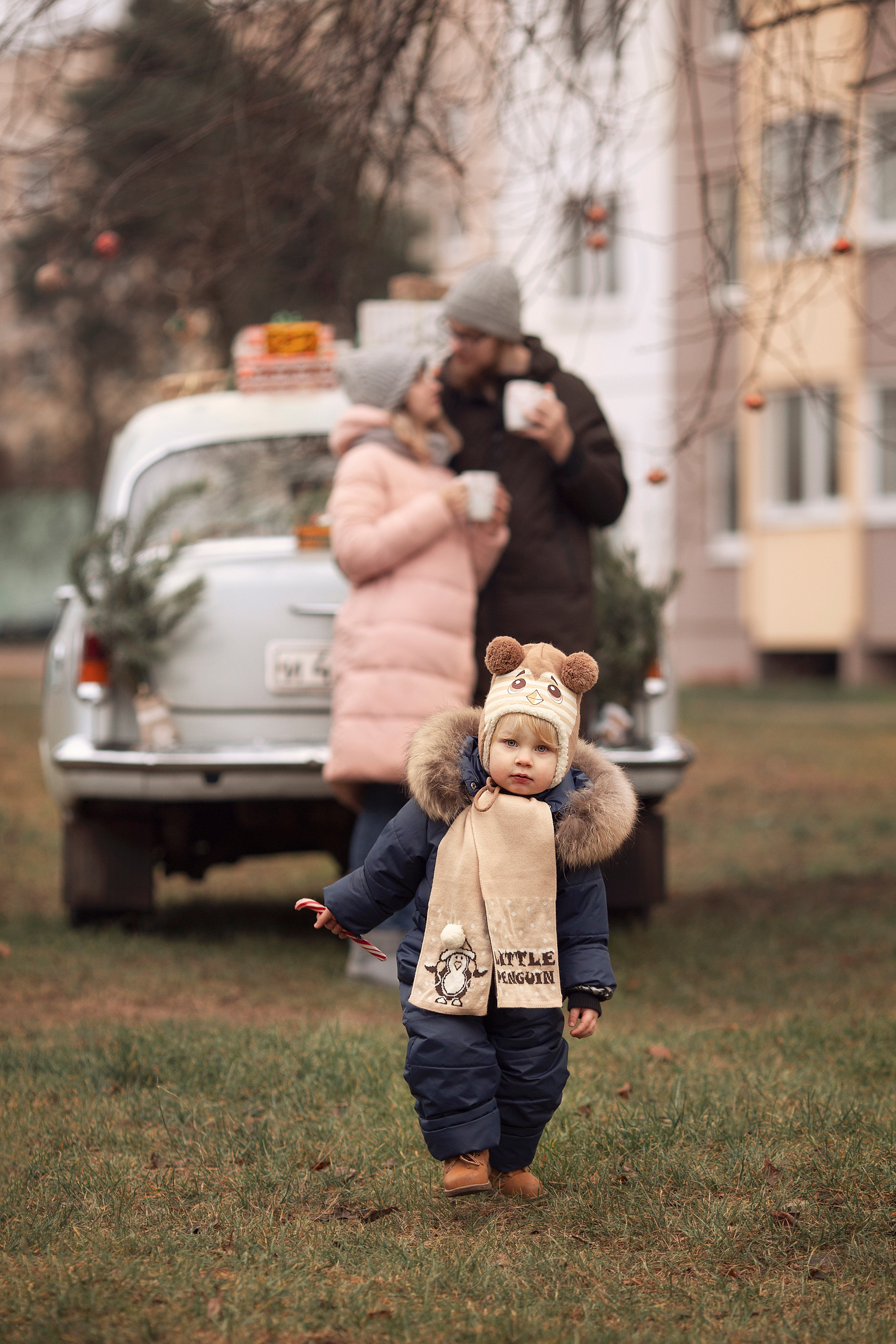 Veronica and her family. Family photographer in Vilnuis Svetlana Naumova