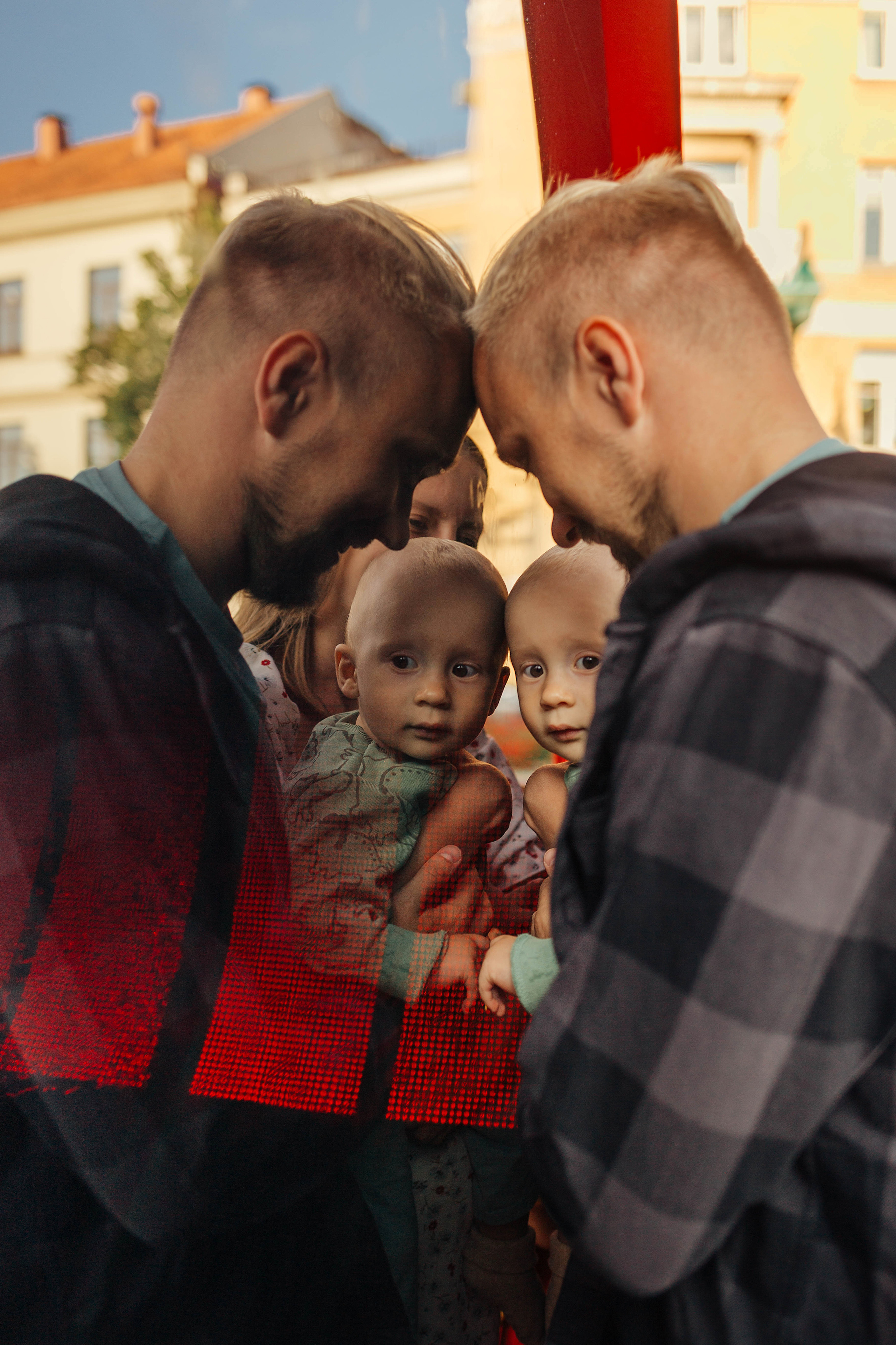 Alena, Oleg and Yaroslav. Family photographer in Vilnuis Svetlana Naumova