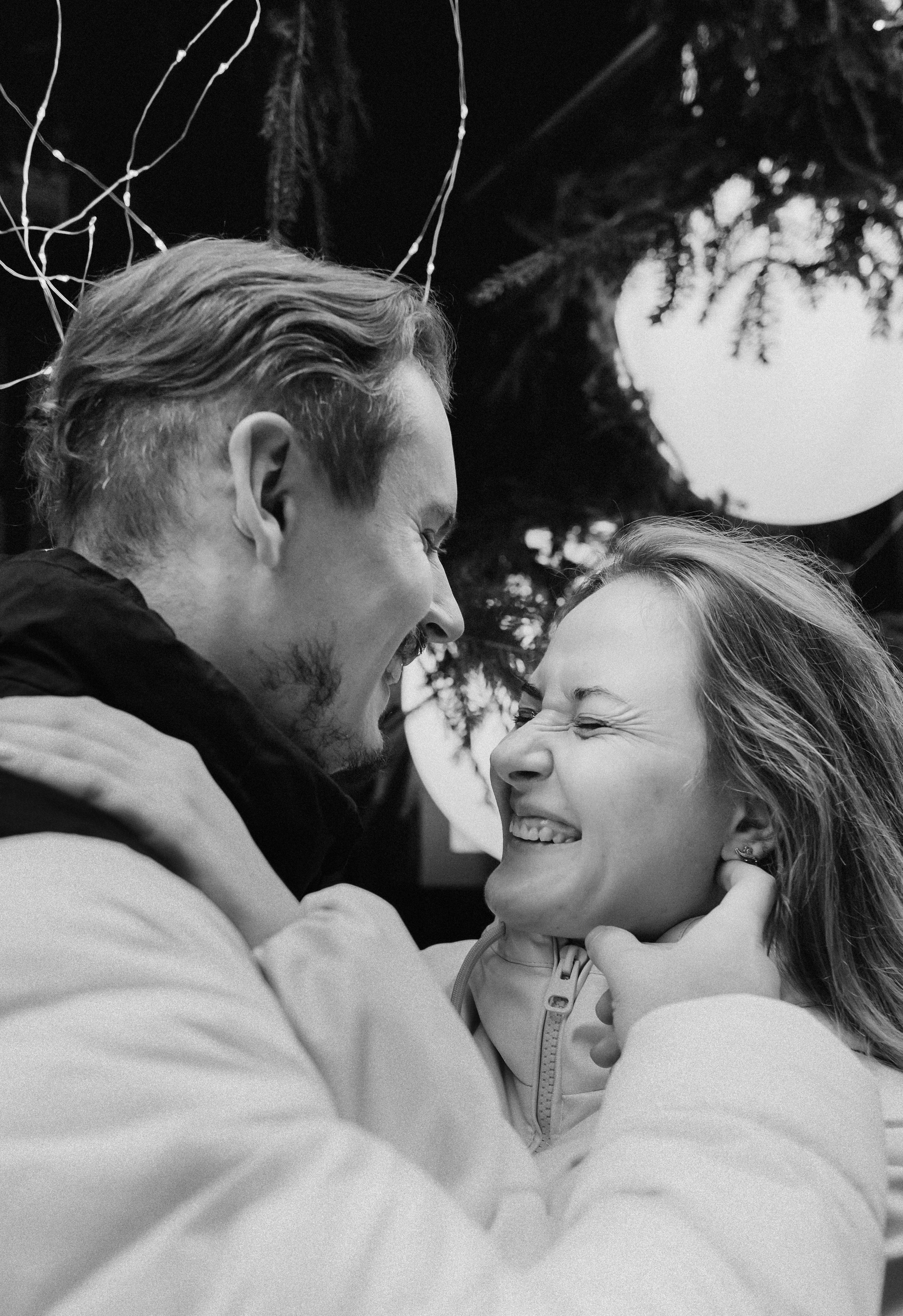 Катя и Паша. Прогулка в старом городе в Вильнюсе. Семейный и детский фотограф в Вильнюсе Светлана Наумова