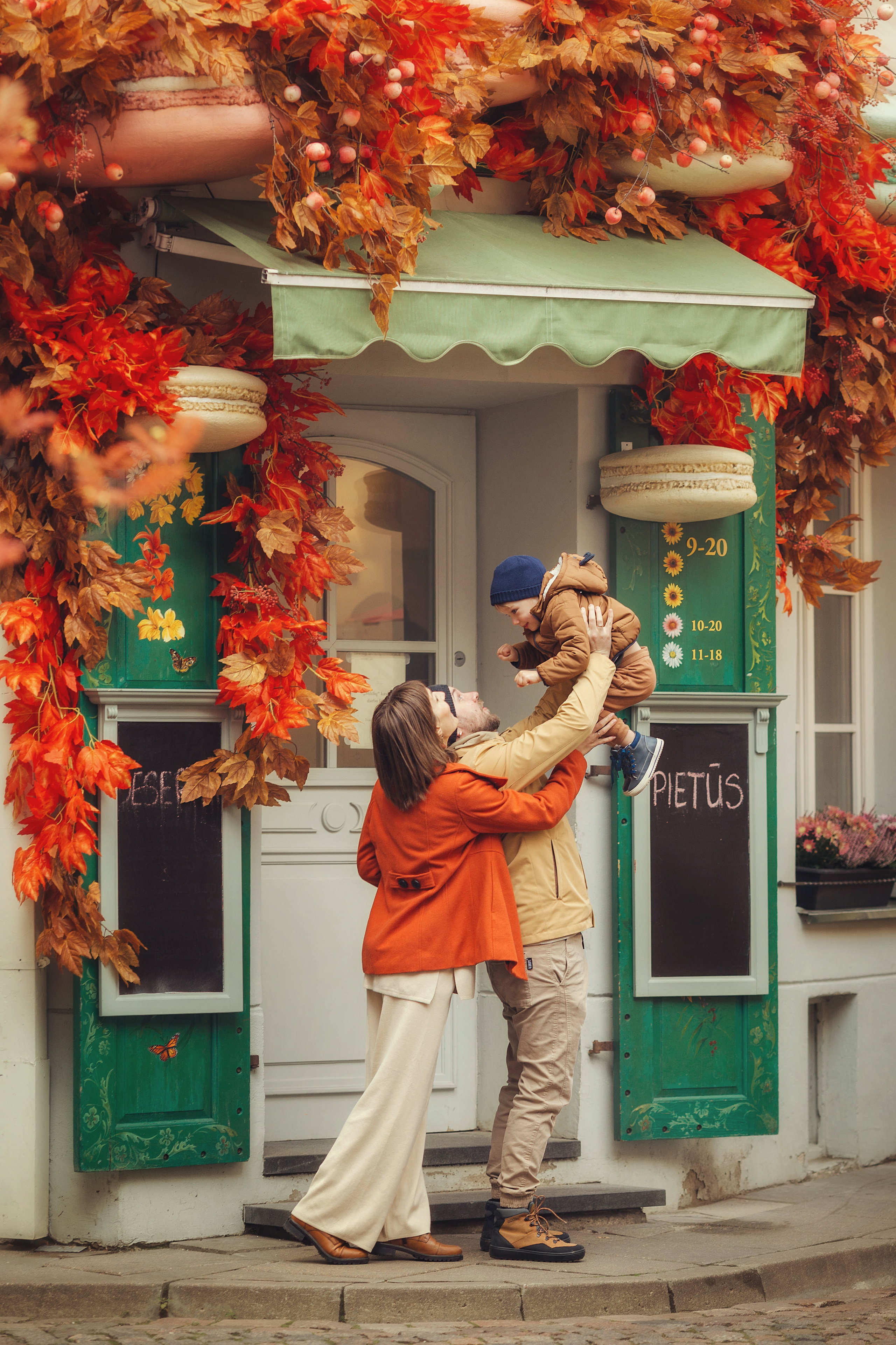 Юля, Саша и маленький Мишка. Семейный и детский фотограф в Вильнюсе Светлана Наумова