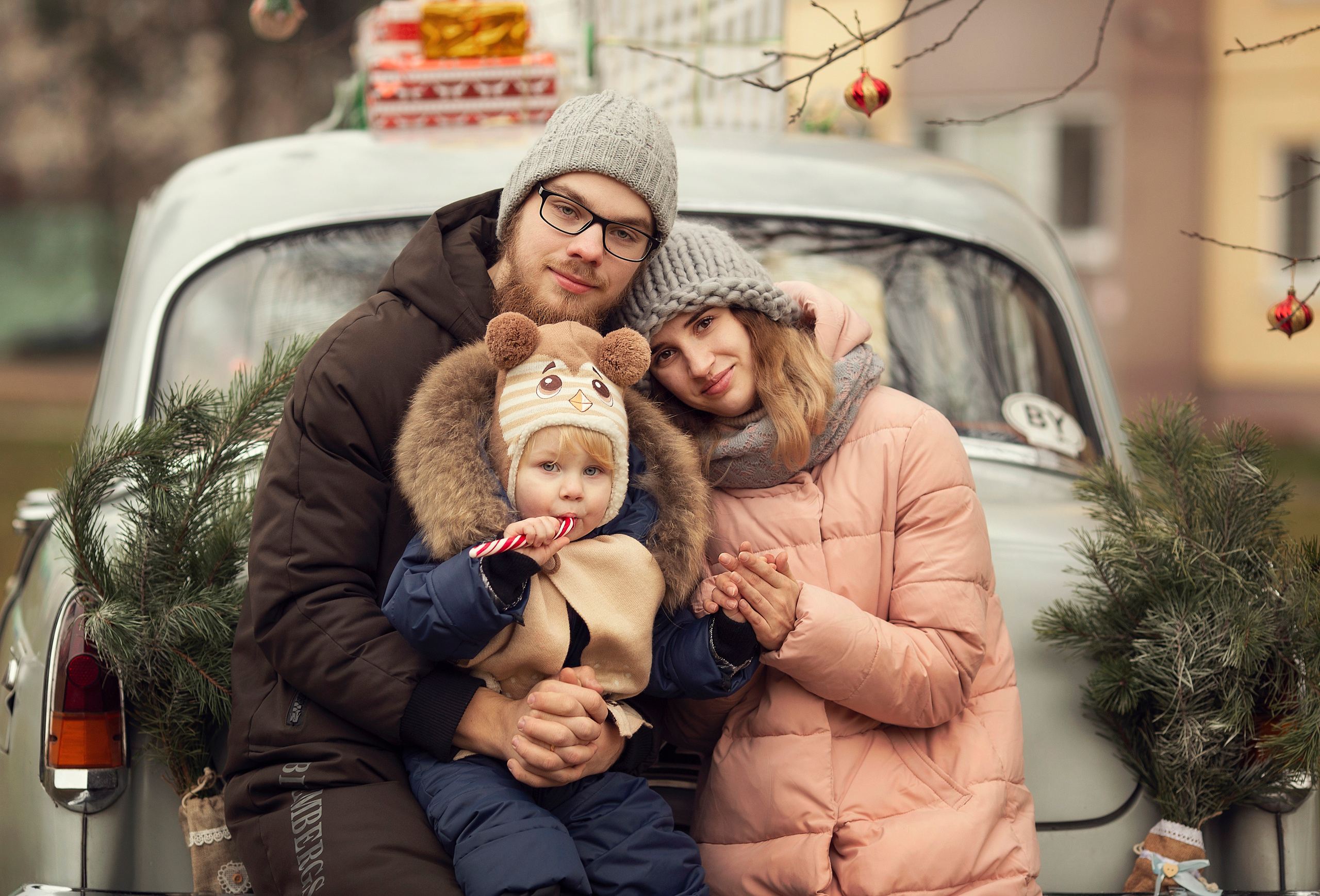 Veronica and her family. Family photographer in Vilnuis Svetlana Naumova