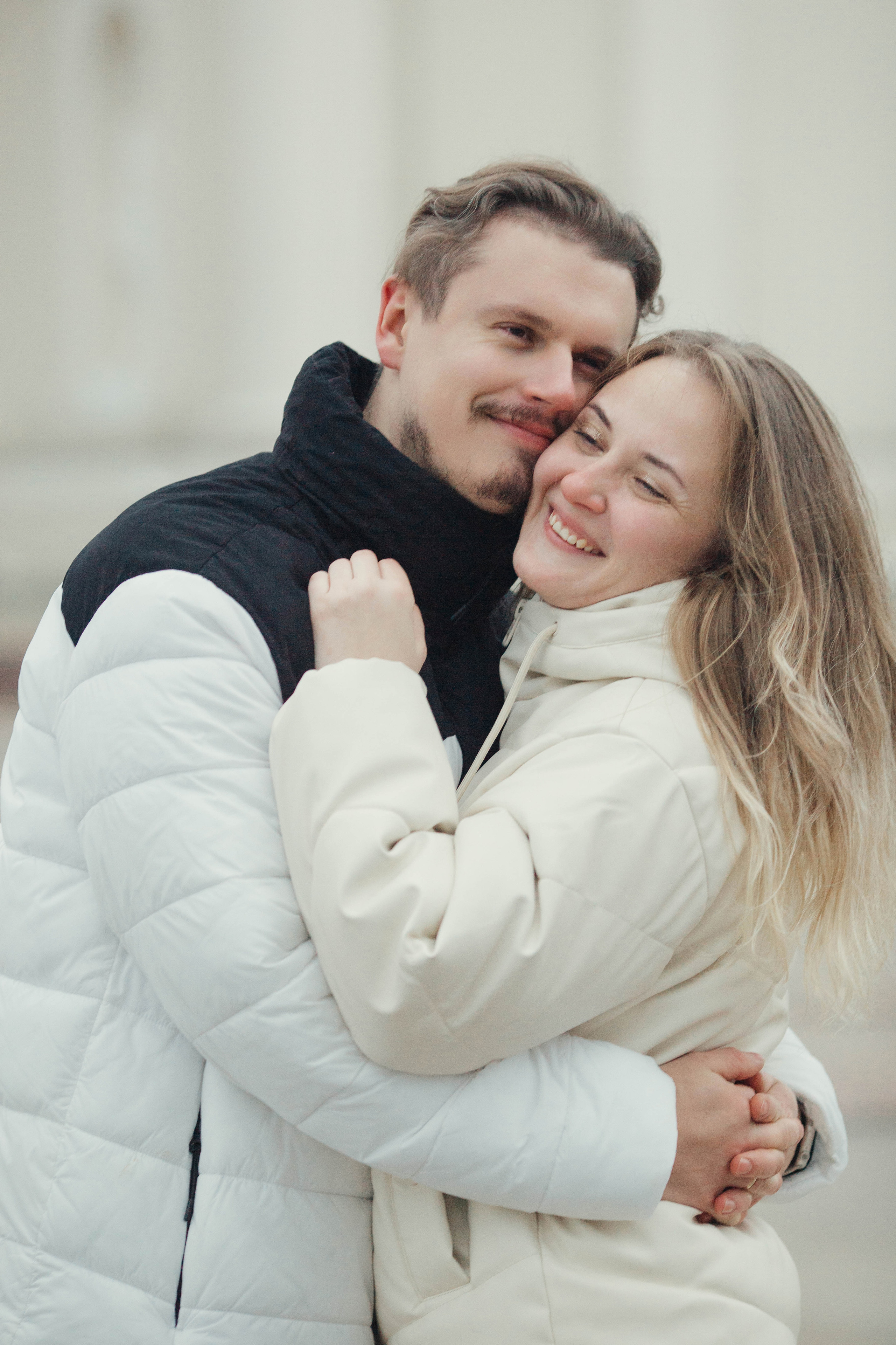 Катя и Паша. Прогулка в старом городе в Вильнюсе. Семейный и детский фотограф в Вильнюсе Светлана Наумова