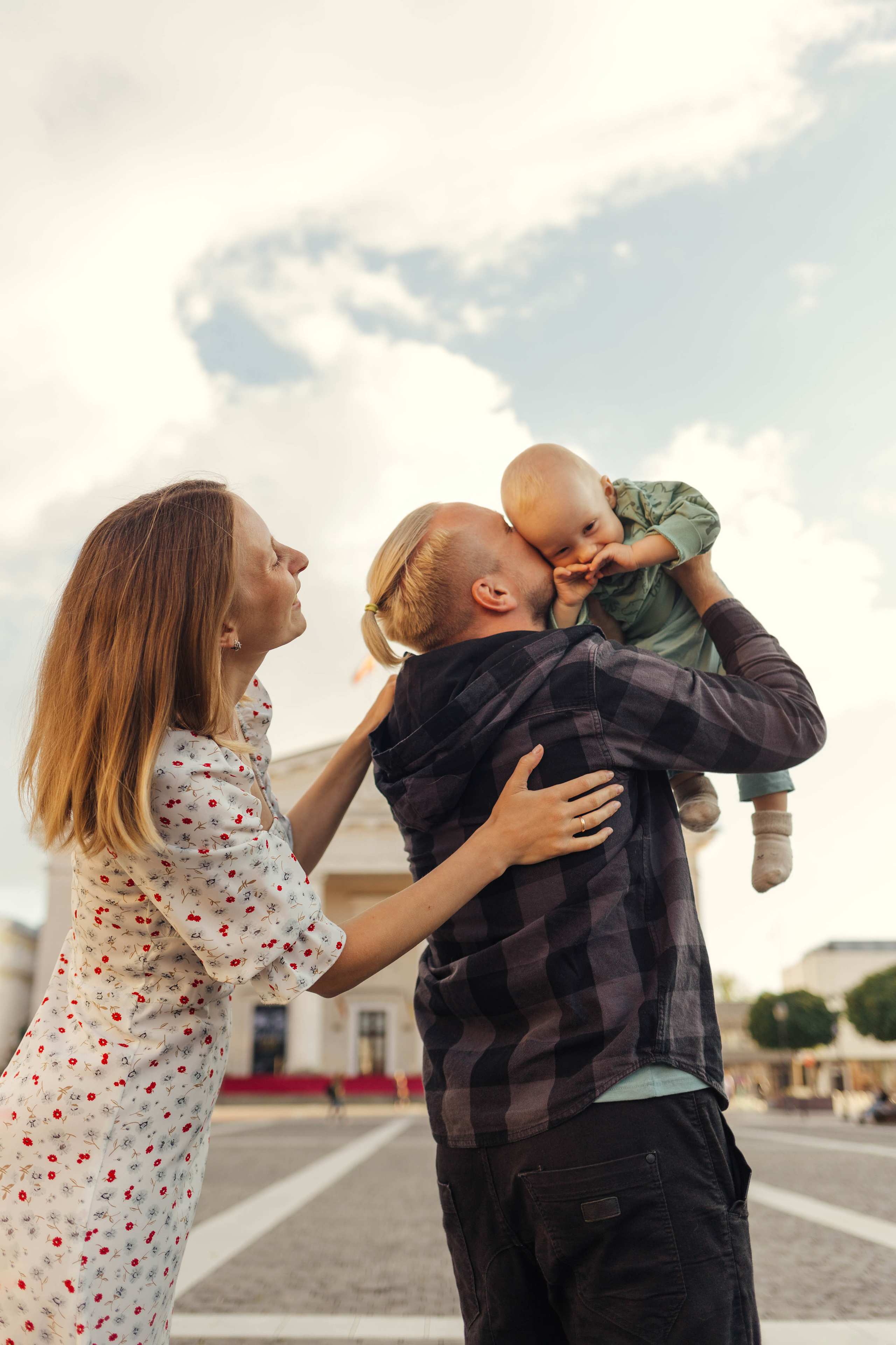 Alena, Oleg and Yaroslav. Family photographer in Vilnuis Svetlana Naumova