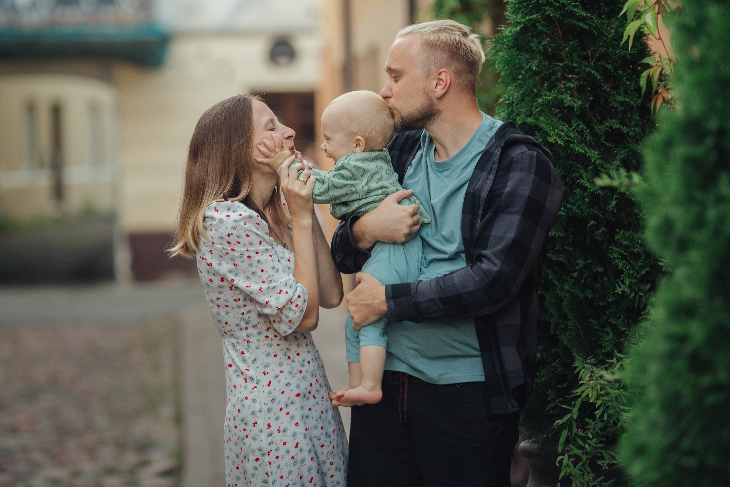 Alena, Oleg and Yaroslav. Family photographer in Vilnuis Svetlana Naumova