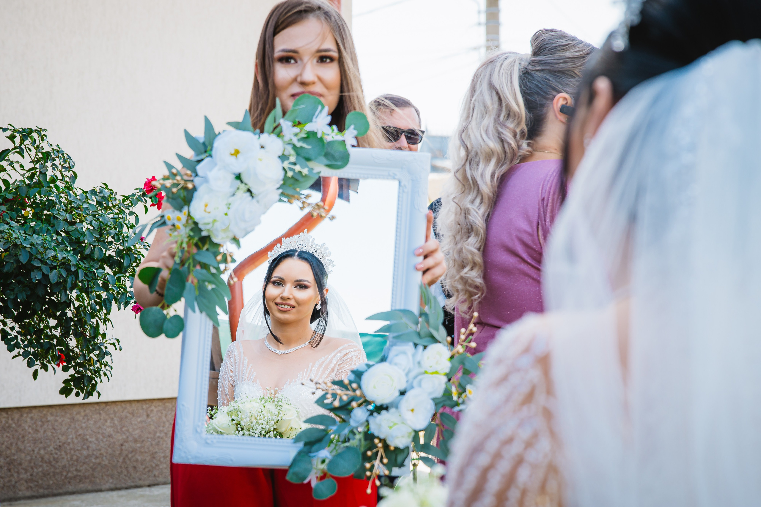 Bella & Adi. Foto Studio — Fotograf de evenimente, nunti, botezuri, portrete