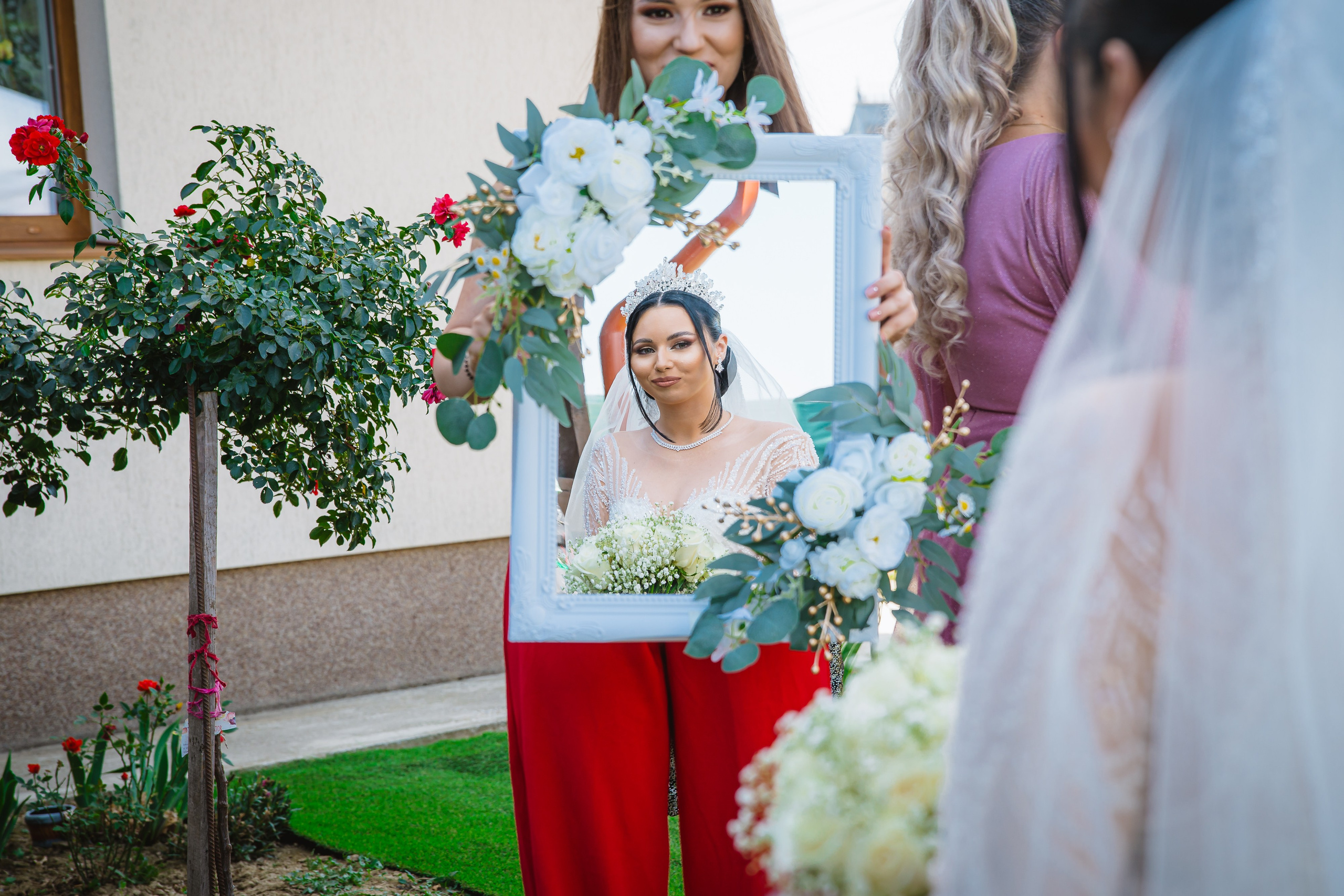 Bella & Adi. Foto Studio — Fotograf de evenimente, nunti, botezuri, portrete