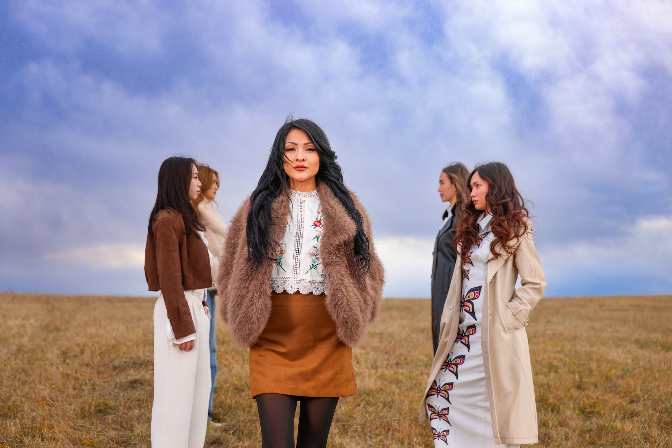 Ross Henderson. Qura Creative — A Multidisciplinary Creative House for Styling, Fashion Direction, Photography & Visual Storytelling