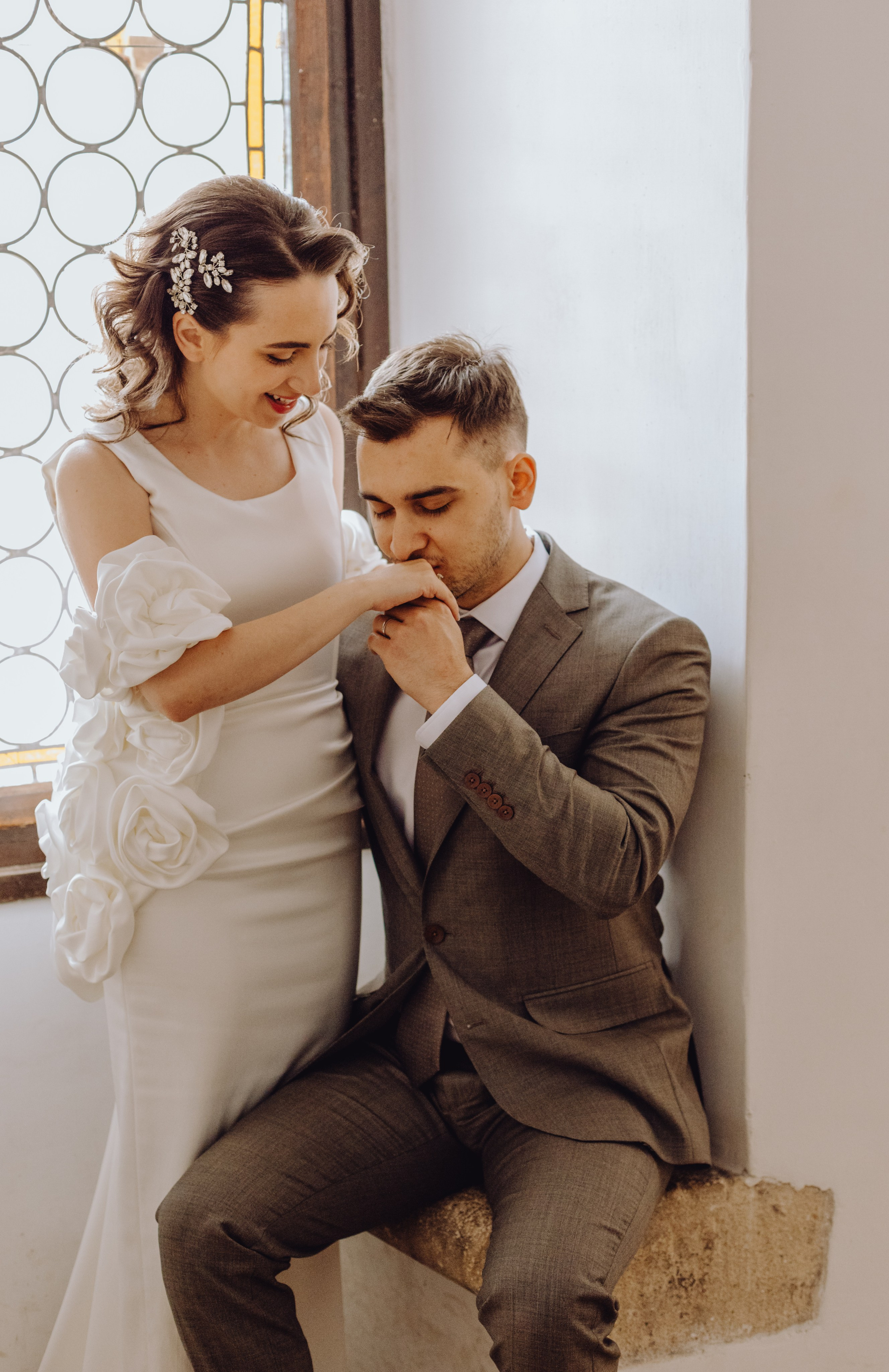 Nicu & Daria. Wedding & couple photographer from Romania Rut Vetan
