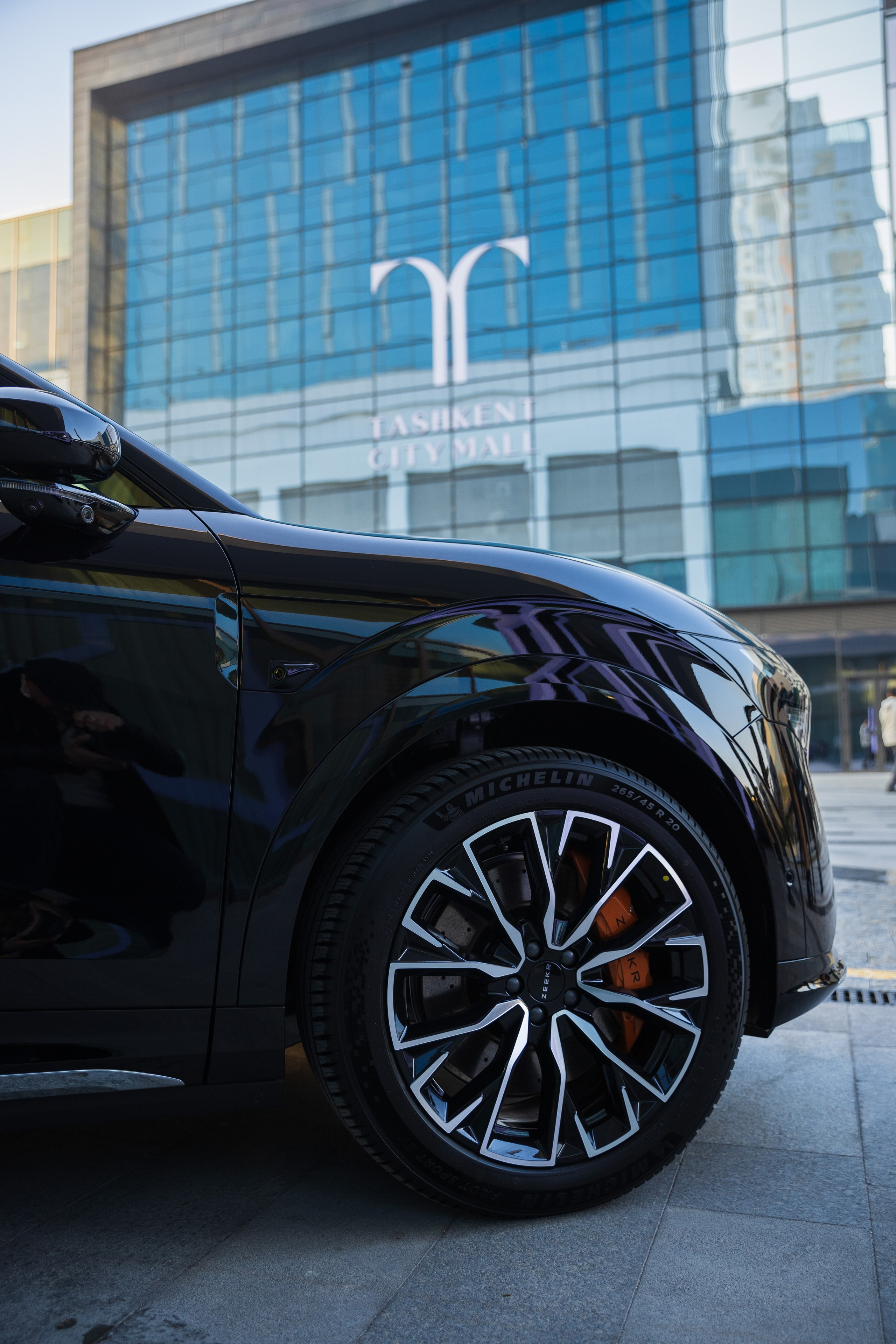 ZEEKR. Visa Fashion Tashkent. Профессиональная Фото-Видео Студия Геннадия Нестеренко | Ташкент и Весь Узбекистан