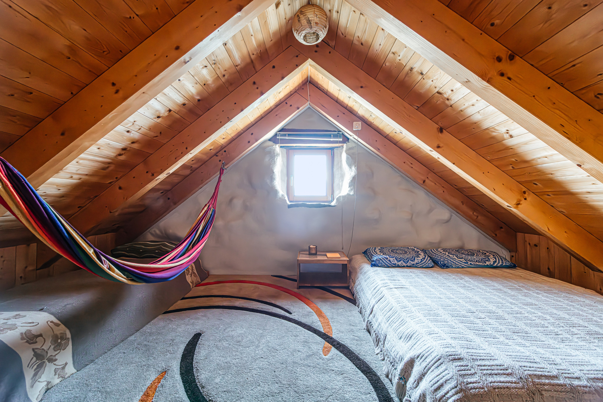 Rustico, VAL RESA, TICINO. Hallo! Ich bin Elena und arbeite als Immobilienfotografin