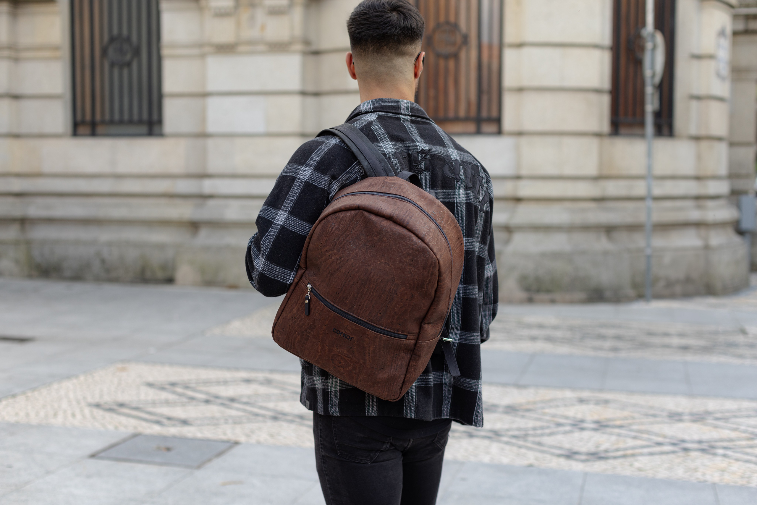 CORKOR. ESTUDIO DOZE