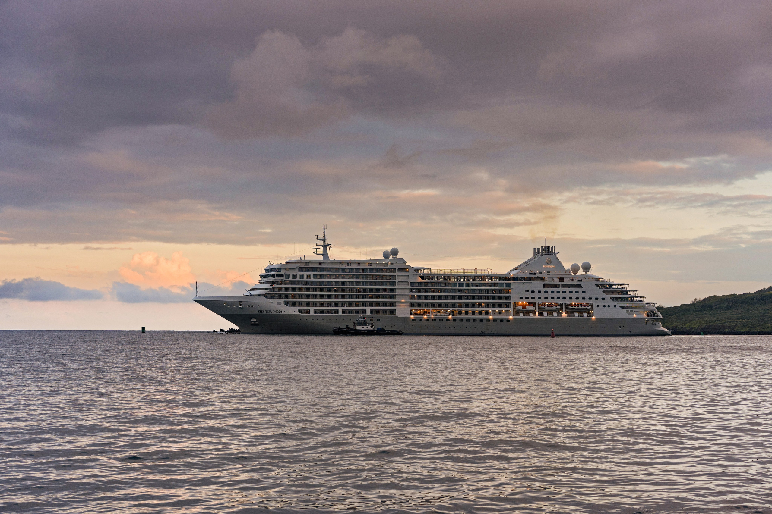 SHIPS. Awards winning photographer in Kauai, Hawaii