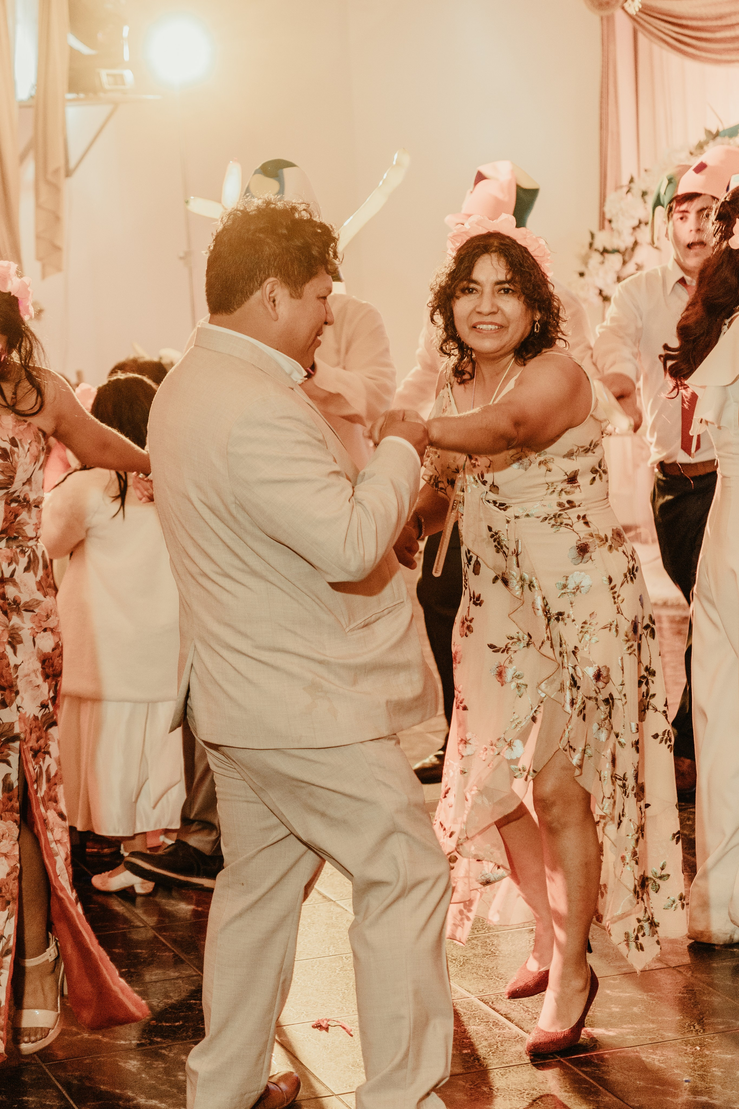 VANESSA + FRANKLIN BODA RELIGIOSA. Studio KVTA | Fotografía y Video de Bodas en Arequipa
