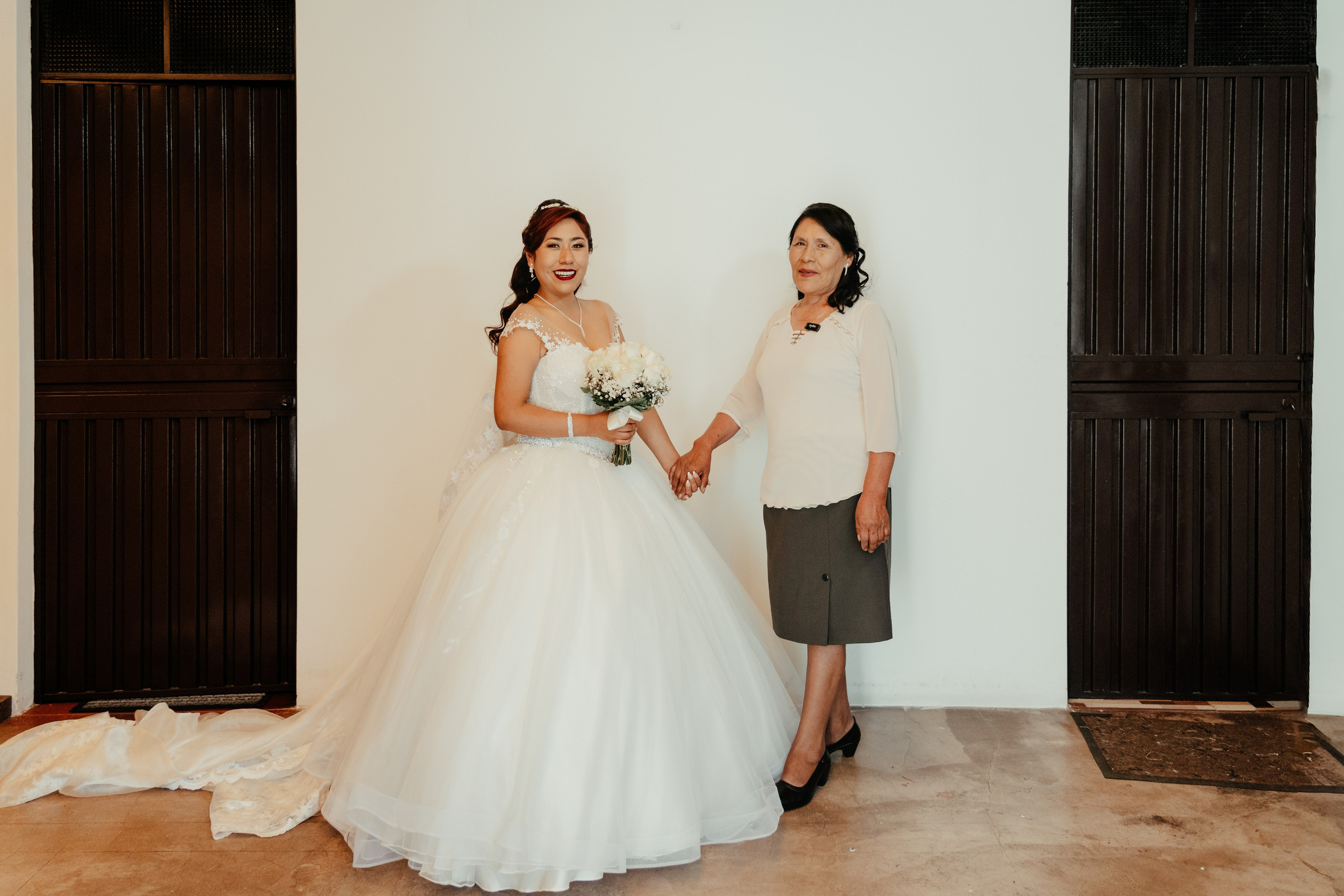VANESSA + FRANKLIN BODA RELIGIOSA. Studio KVTA | Fotografía y Video de Bodas en Arequipa