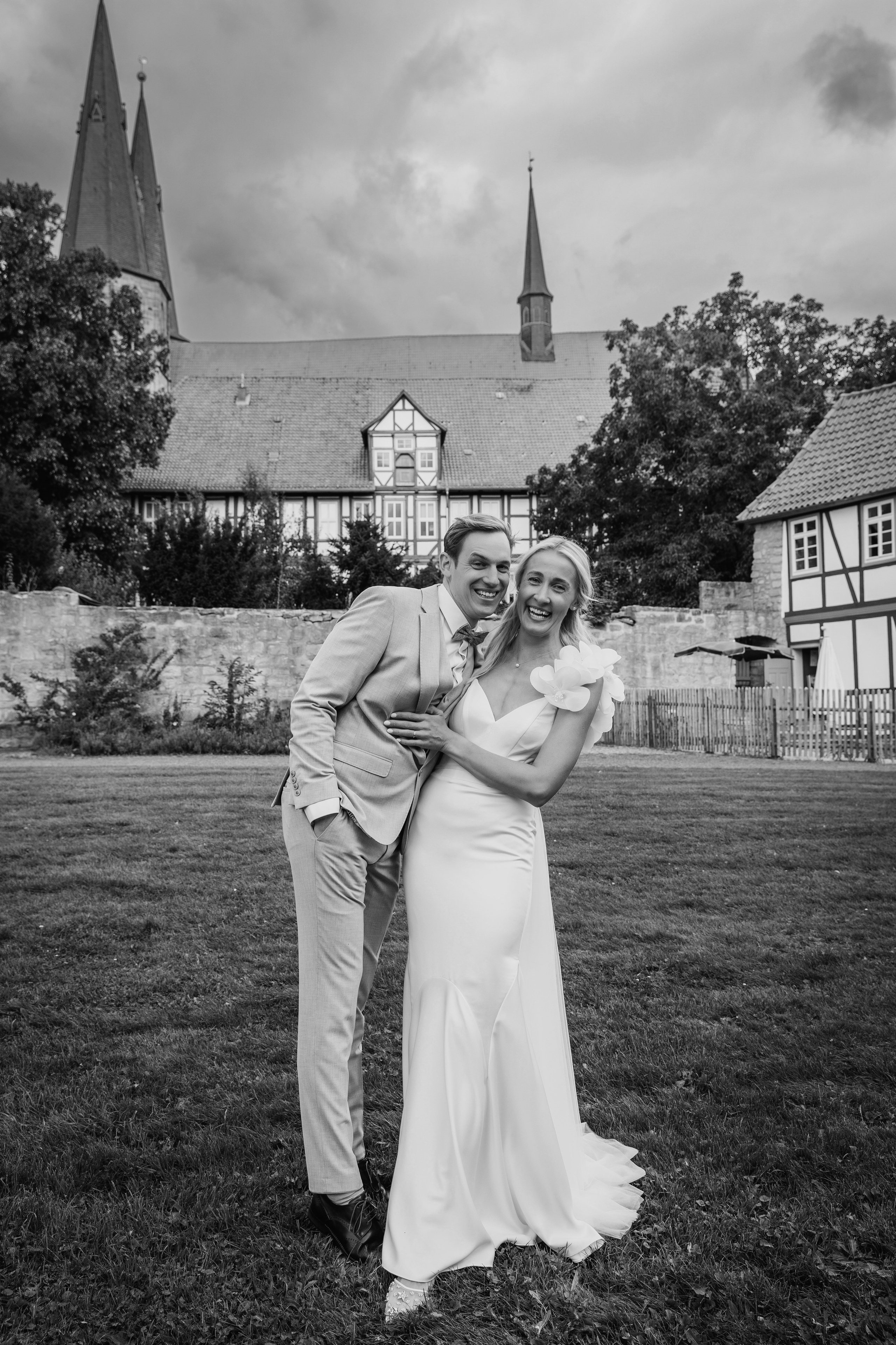 Svetlana and Yann. Hochzeitsgeschichten – Professionelle Hochzeitsfotografie & Videografie in Deutschland, Italien, Spanien und ganz Europa