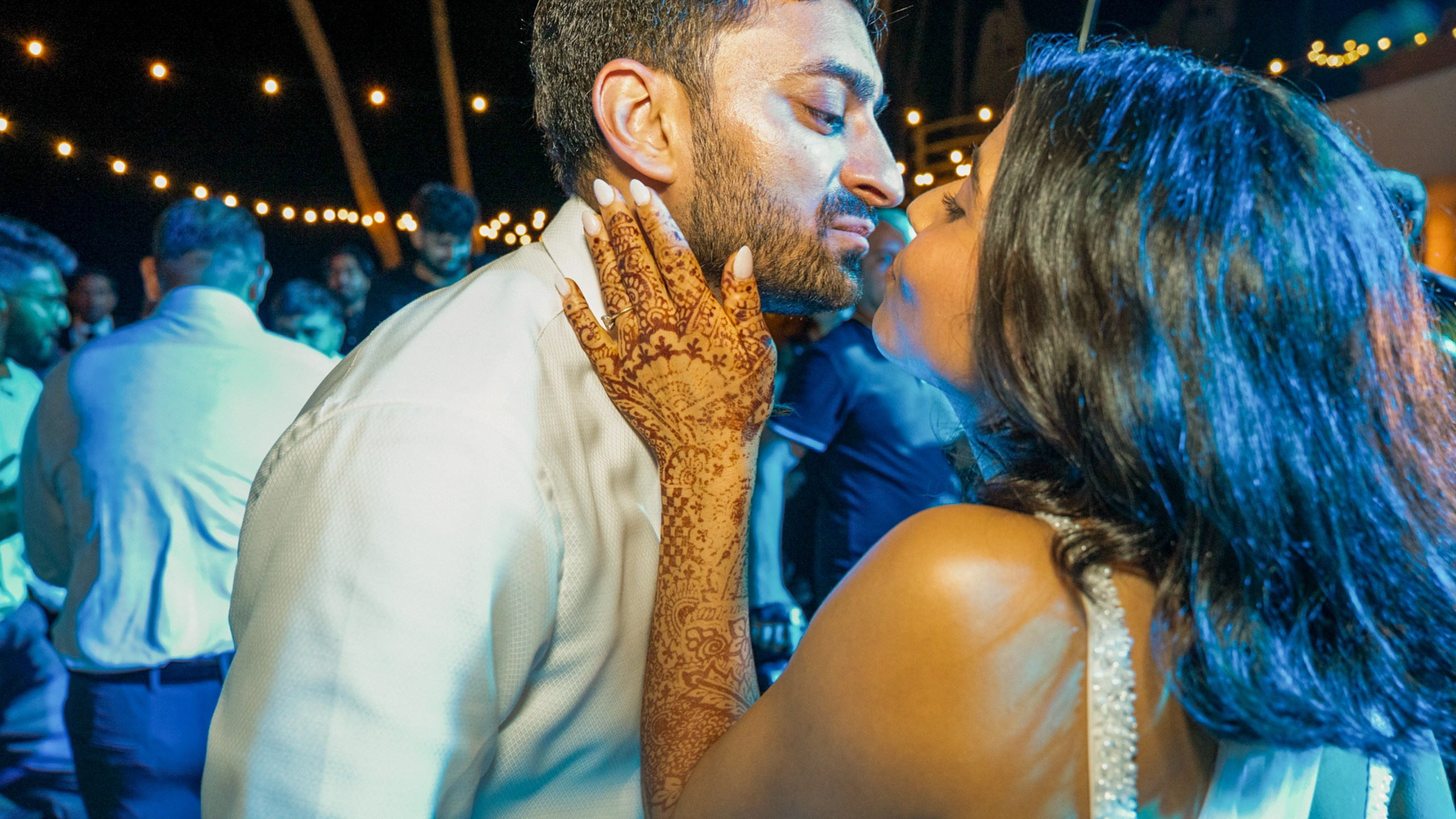 Rachi & Arjun. Elopement & Lifestyle Wedding Photographer