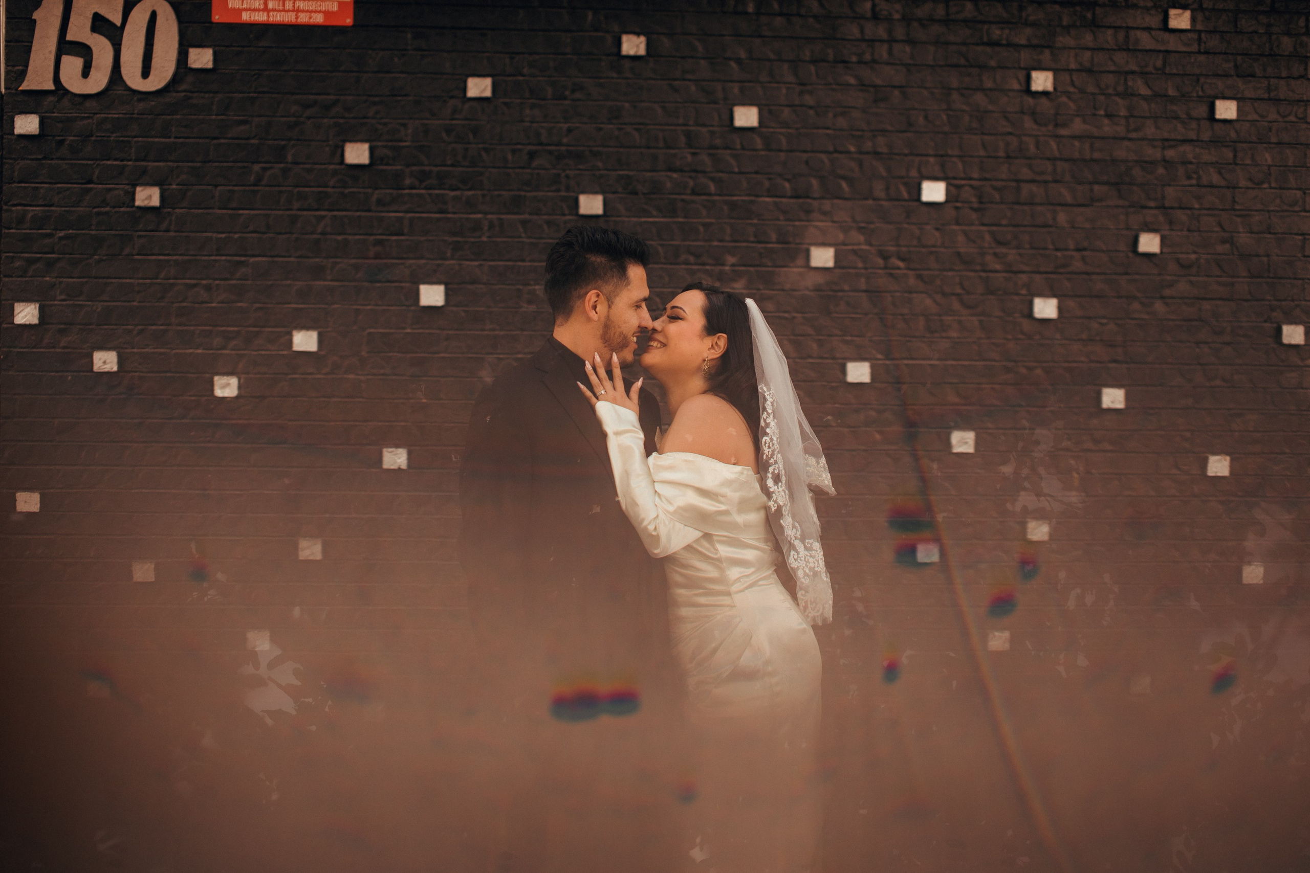 Celeste&Alejandro. Wedding & elopement photographer Viktoriya Kravtsov. Las Vegas
