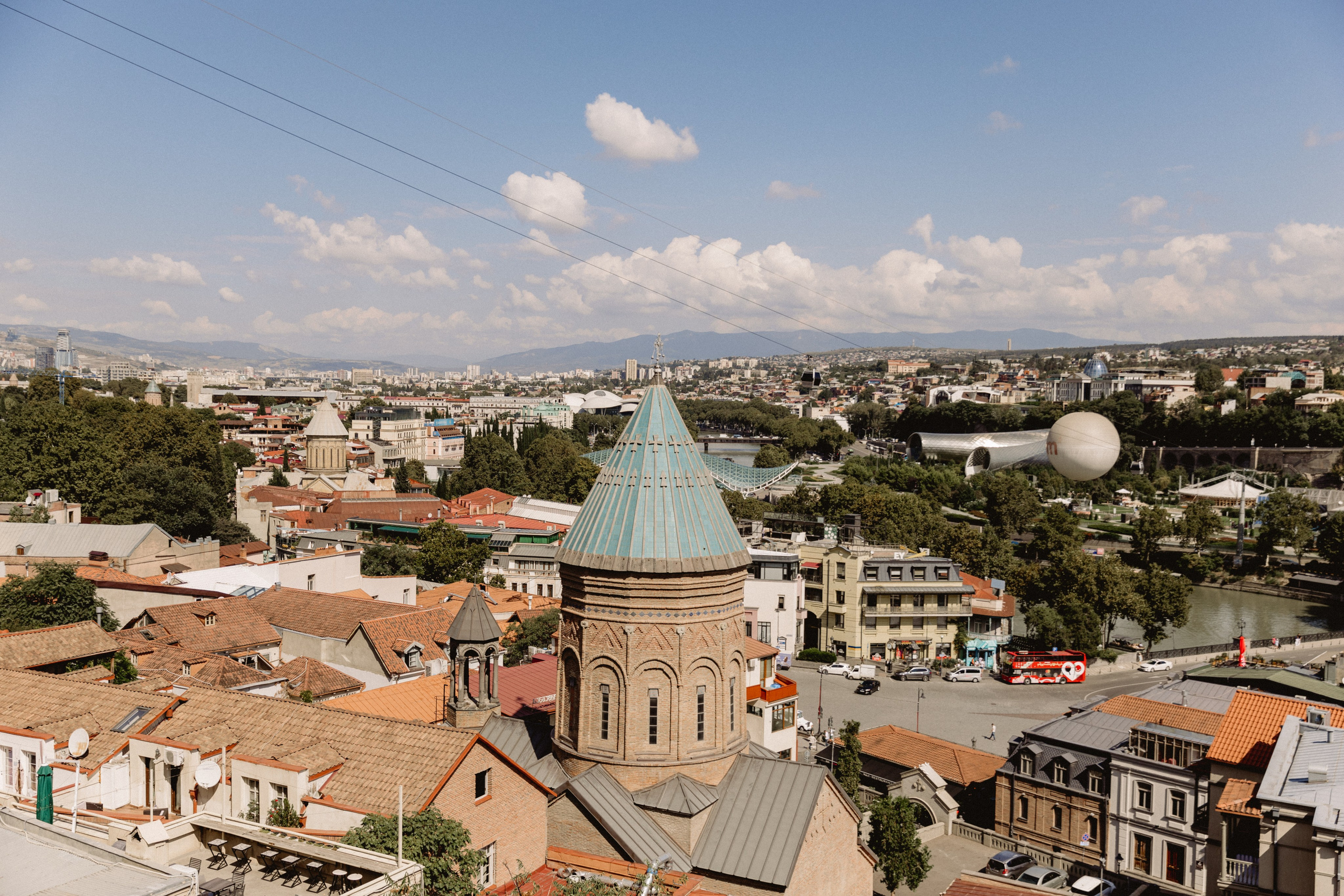 Alexandra & Koba. Photographer Anna Nazarenko