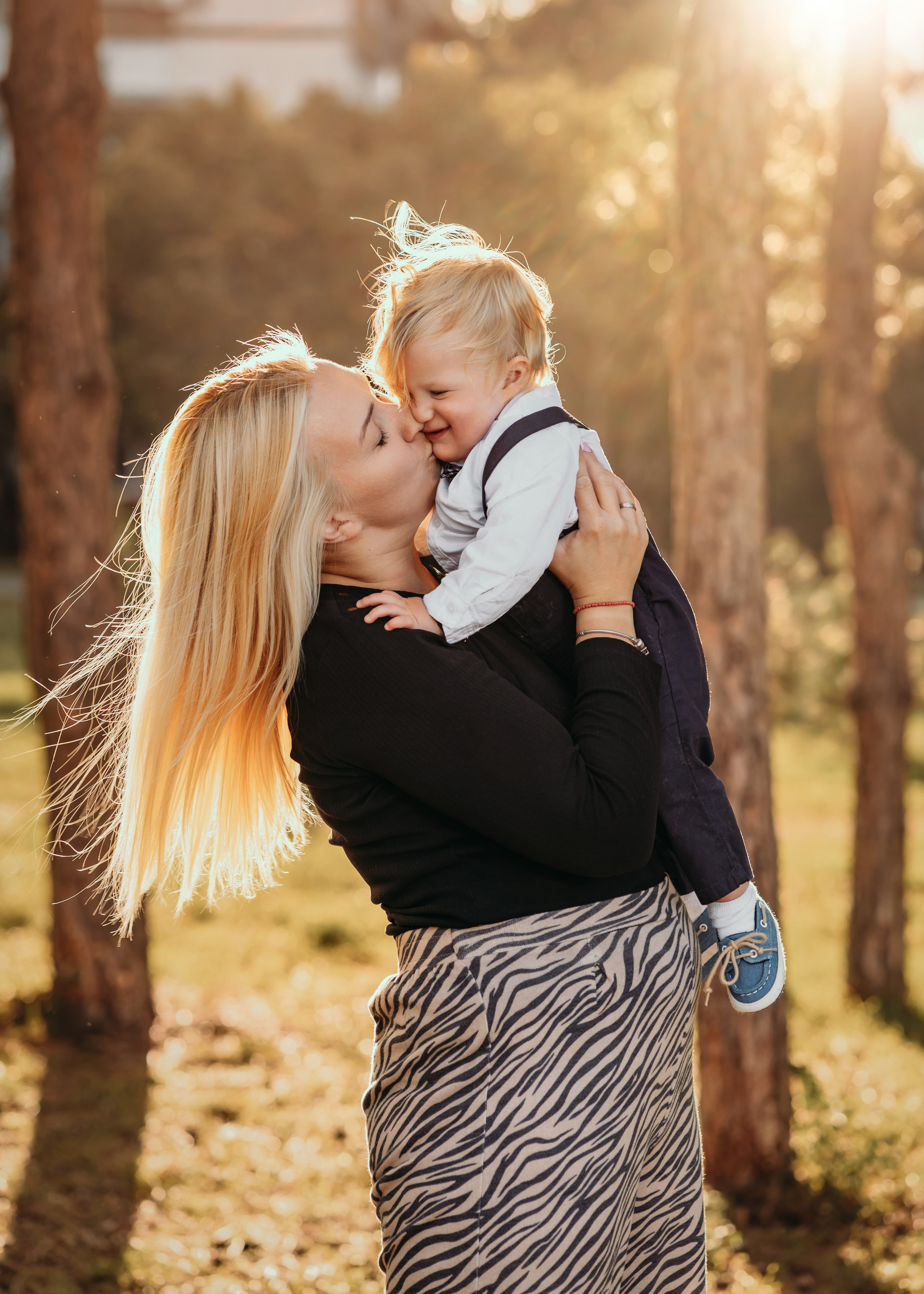 FOTOGRAFISANJE U PRIRODI. DEČIJI FOTOGRAF BEOGRAD|NOVOGODISNJE FOTOGRAFISANJE|CAKE SMASH