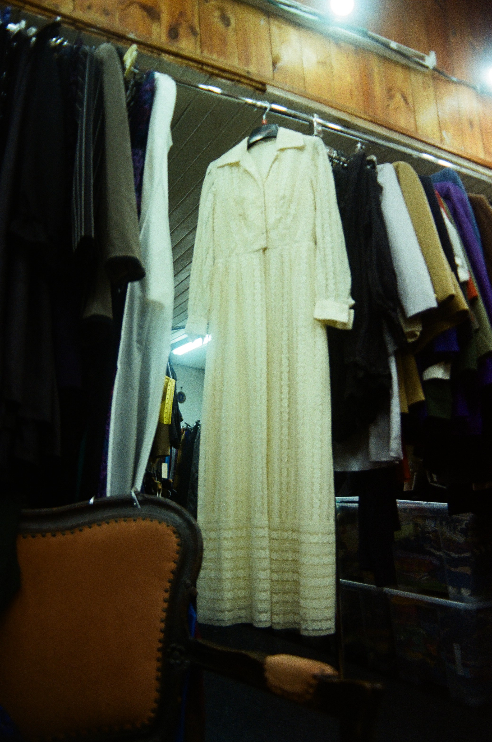 Винтажный магазин. Film photographer