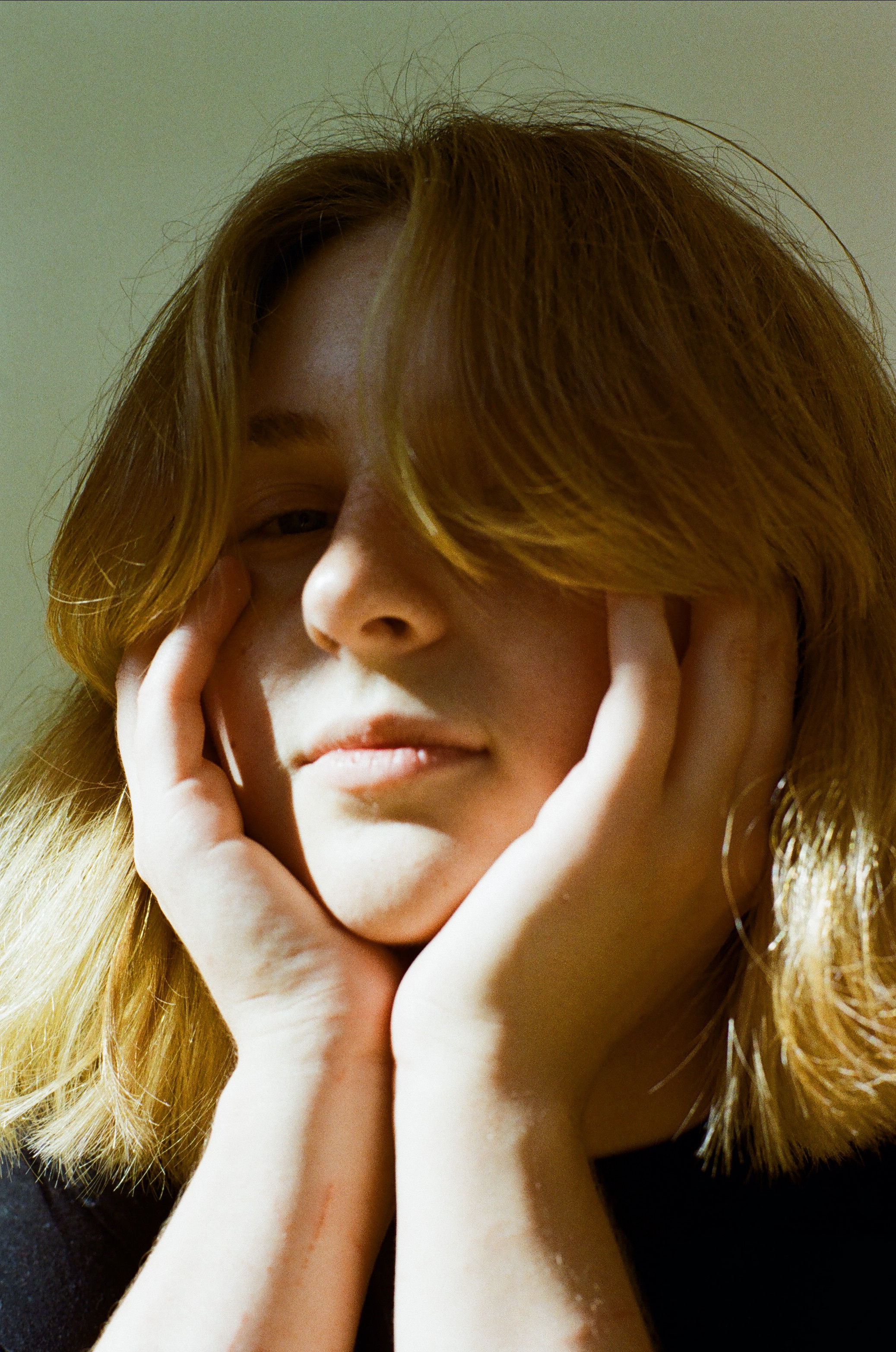 Маша. Film portrait photographer