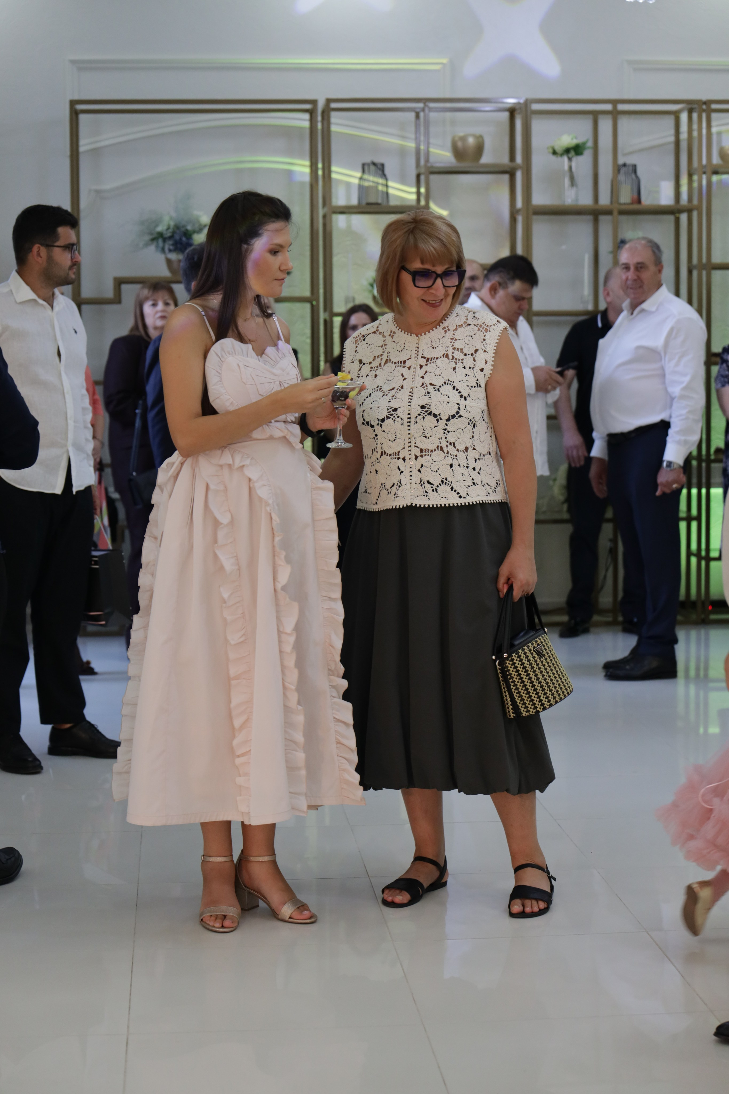 50 ani Carolina. Alika Dia- Fotograf în Republica Moldova, Strășeni