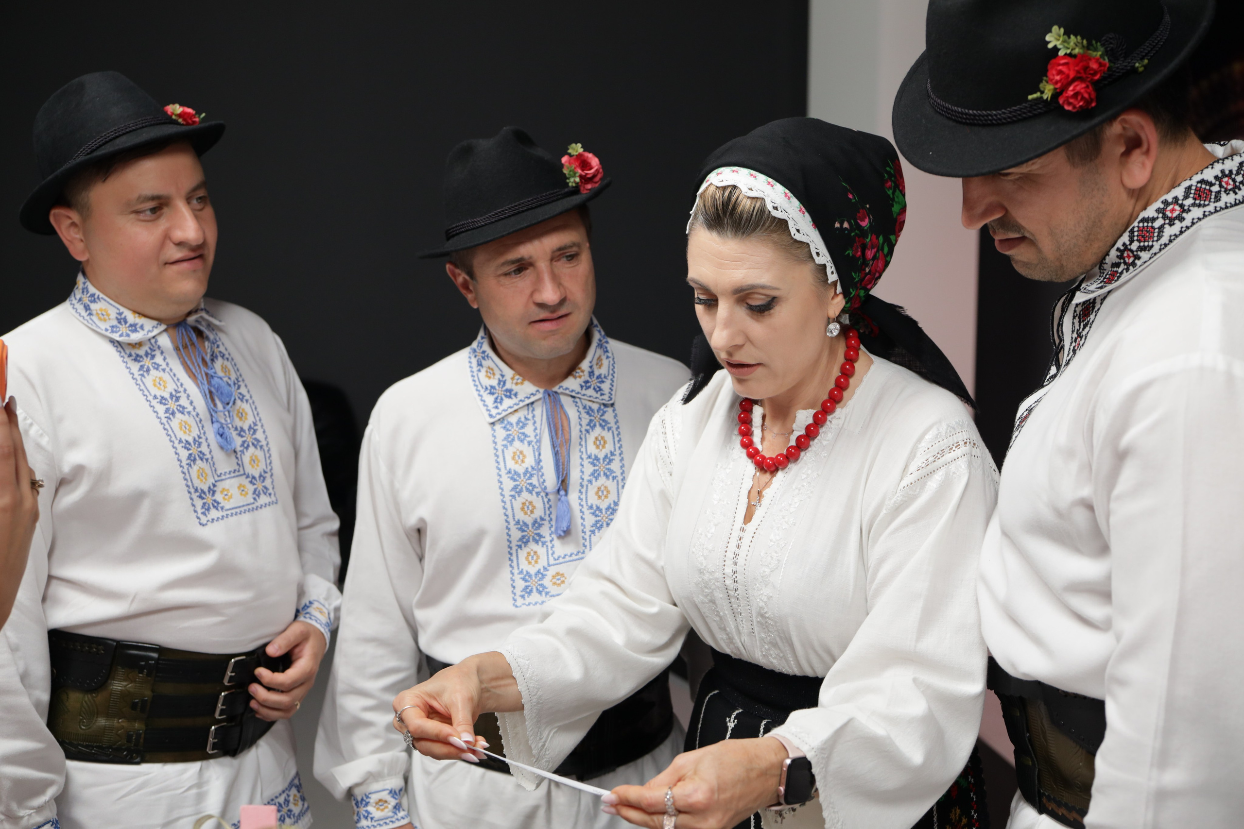 Dorurele la BINE BINE SHOW. Alika Dia- Fotograf în Republica Moldova, Strășeni