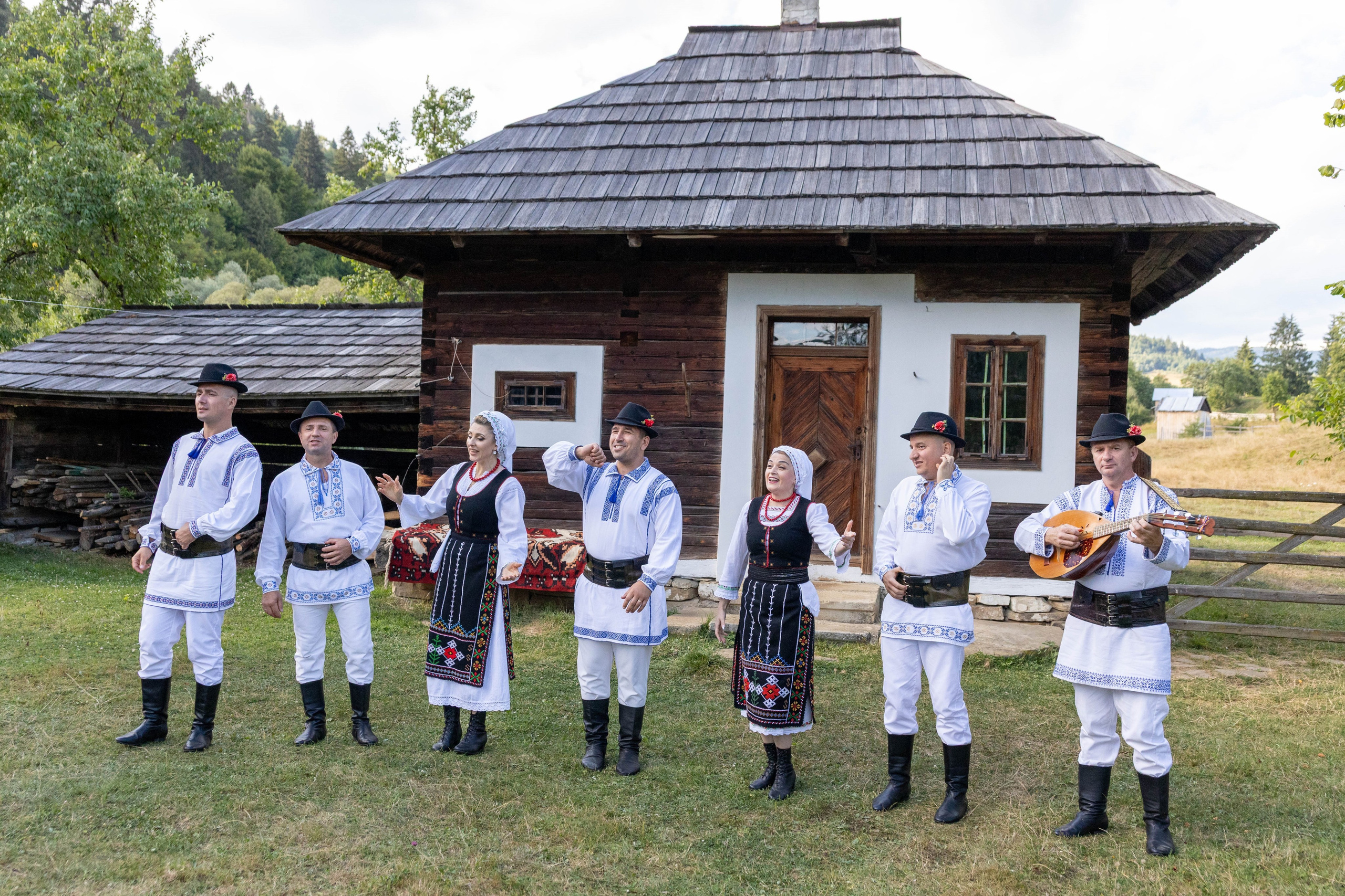 DORURELE la Filmări RO. Alika Dia- Fotograf în Republica Moldova, Strășeni