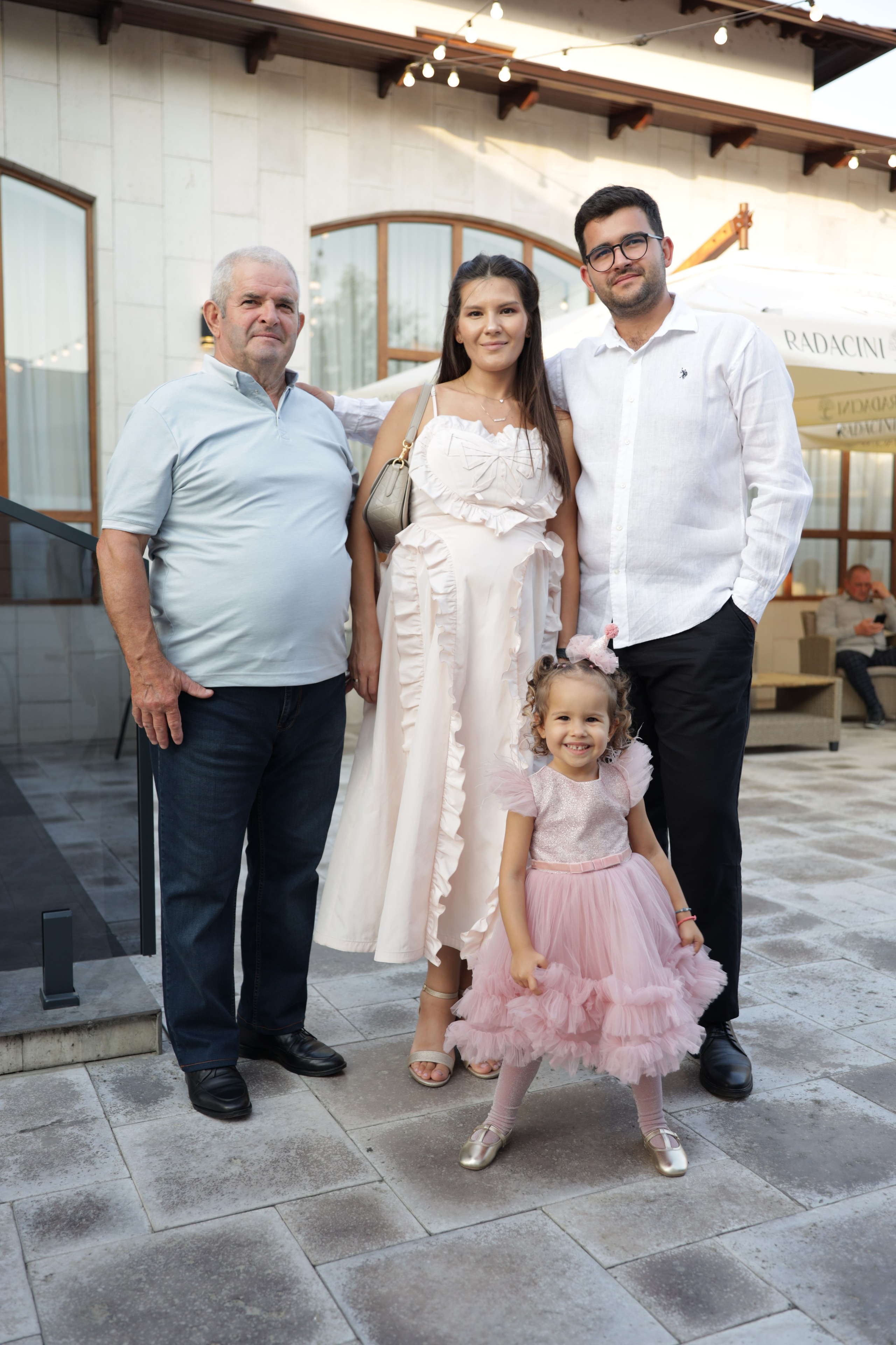 50 ani Carolina. Alika Dia- Fotograf în Republica Moldova, Strășeni