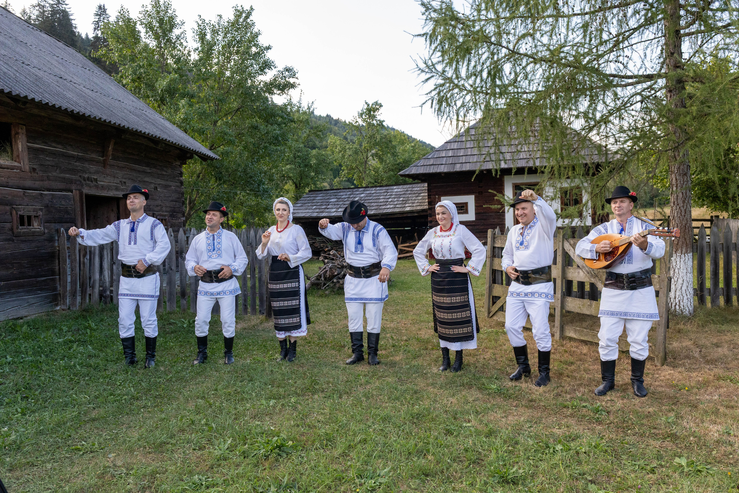 DORURELE la Filmări RO. Alika Dia- Fotograf în Republica Moldova, Strășeni