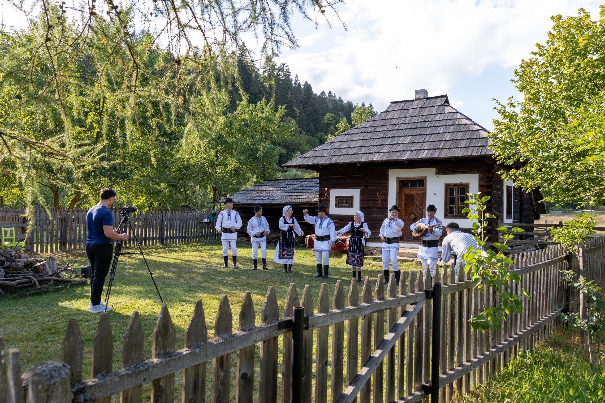 DORURELE la Filmări RO. Alika Dia- Fotograf în Republica Moldova, Strășeni