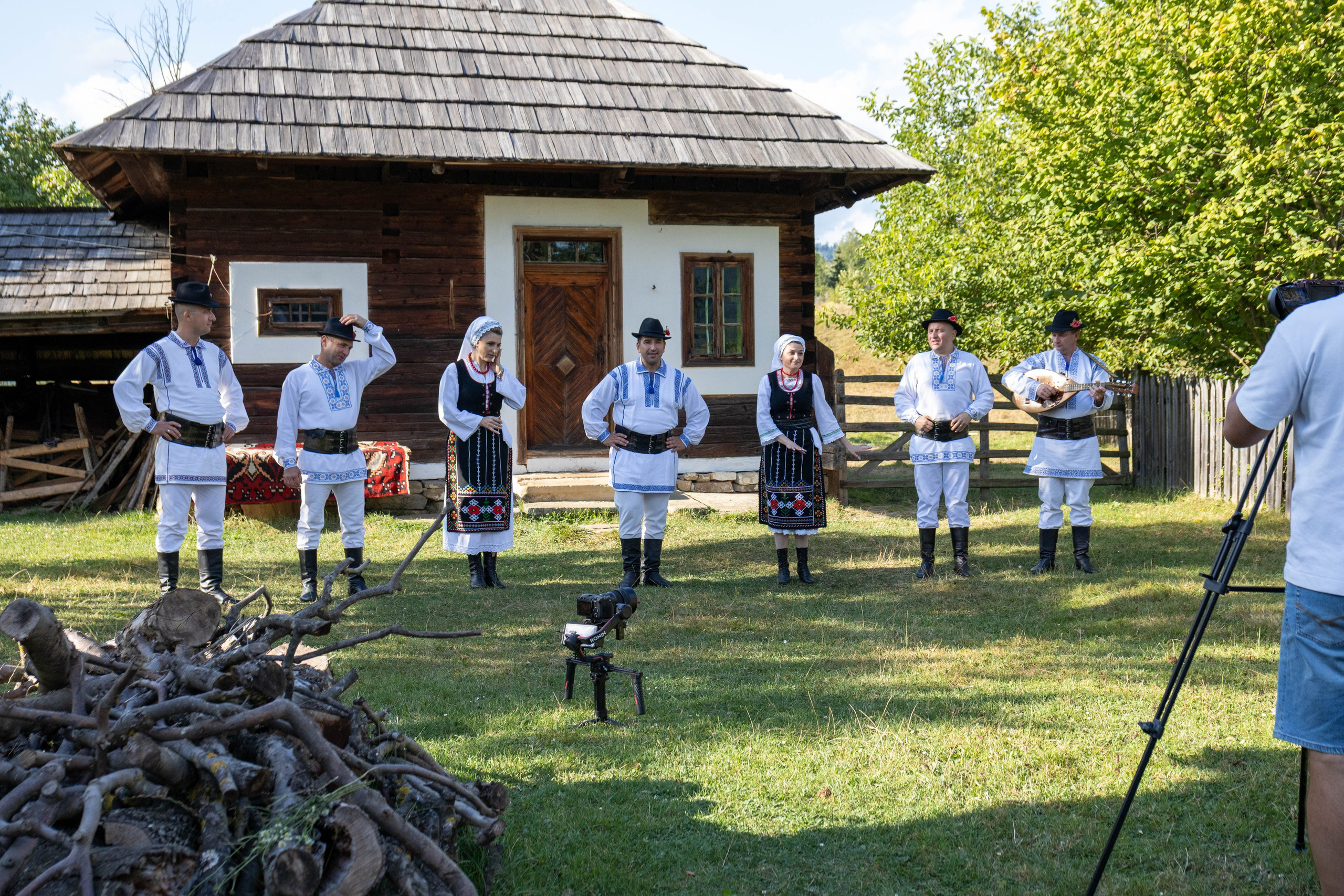 DORURELE la Filmări RO. Alika Dia- Fotograf în Republica Moldova, Strășeni