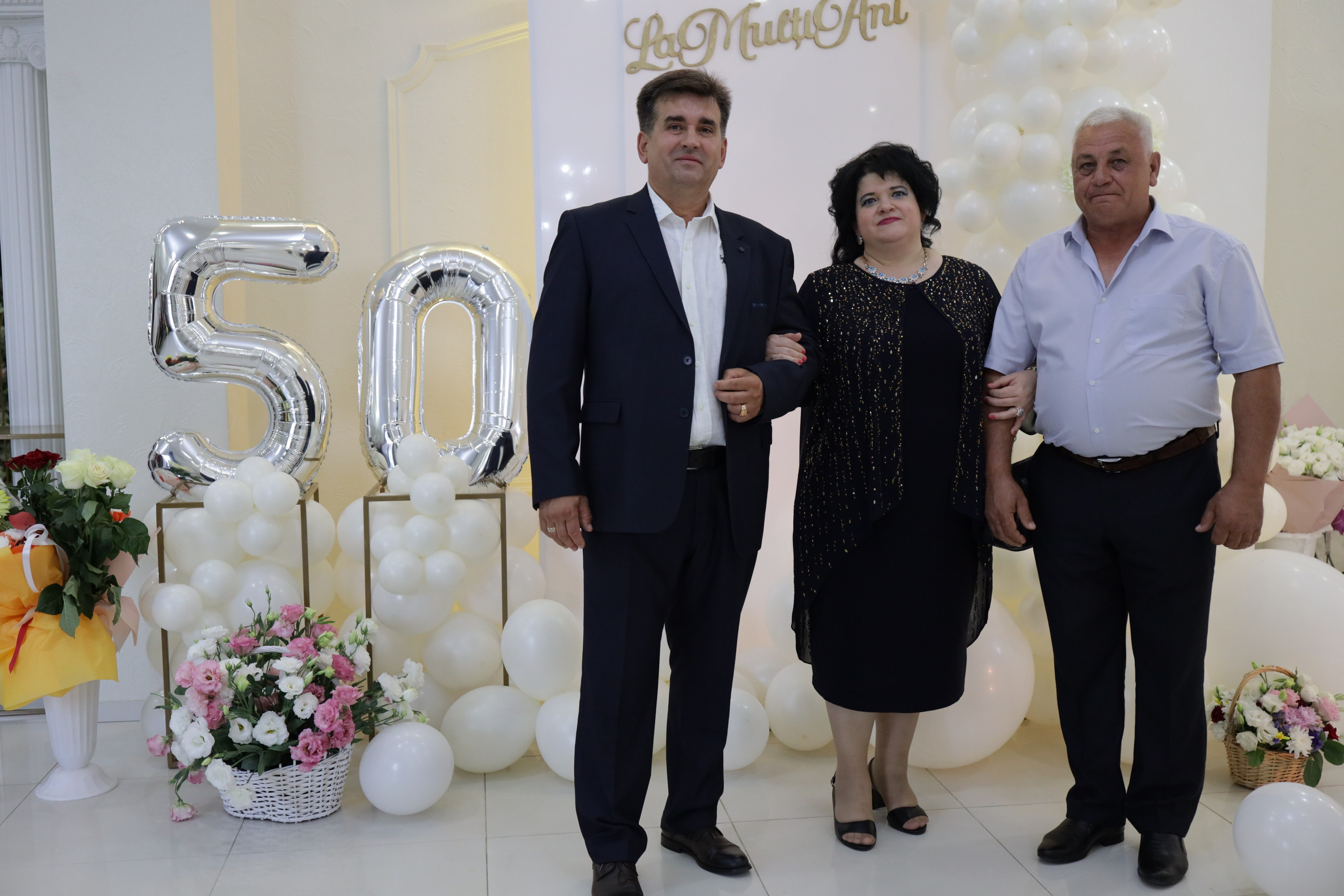 50 ani Carolina. Alika Dia- Fotograf în Republica Moldova, Strășeni