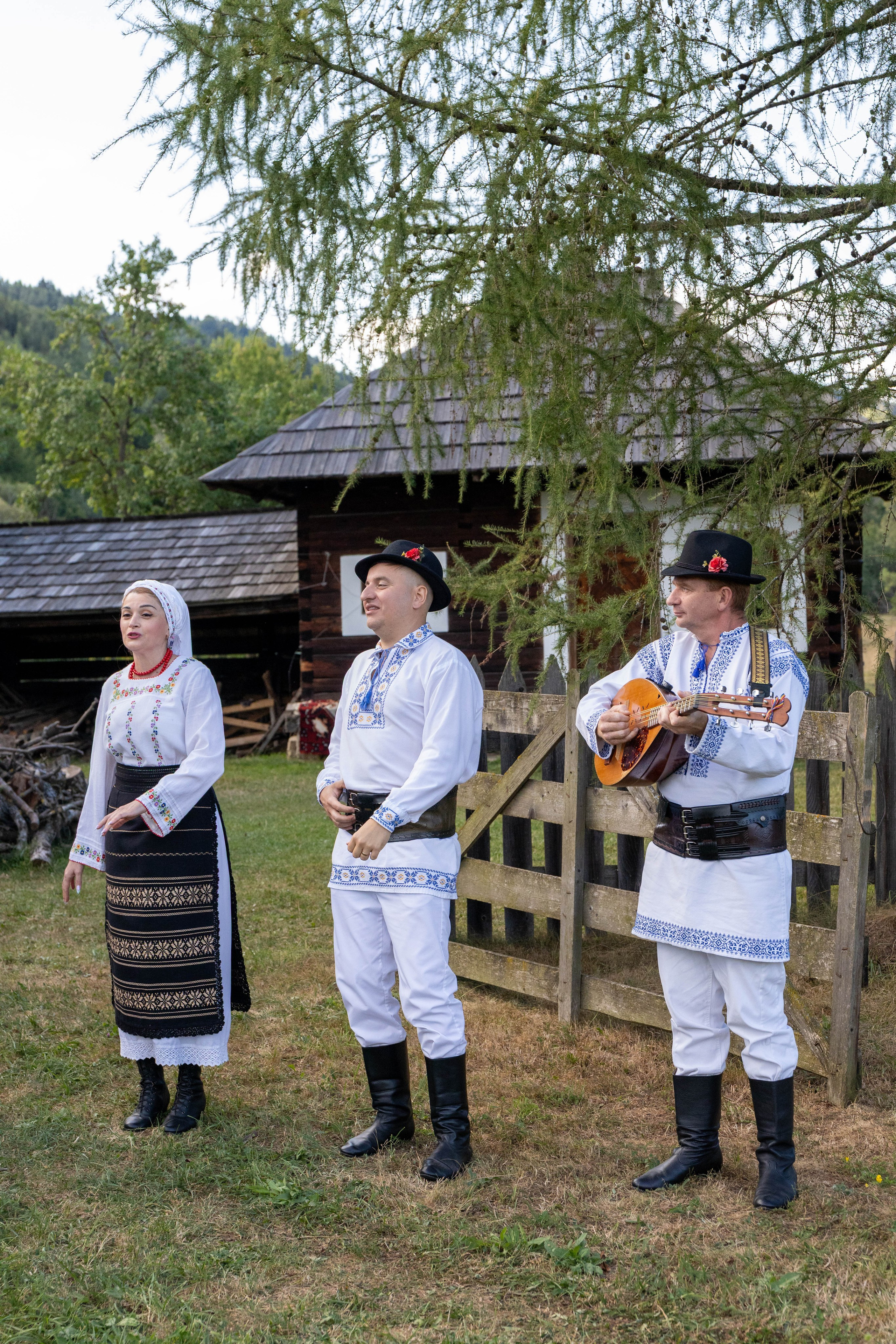 DORURELE la Filmări RO. Alika Dia- Fotograf în Republica Moldova, Strășeni