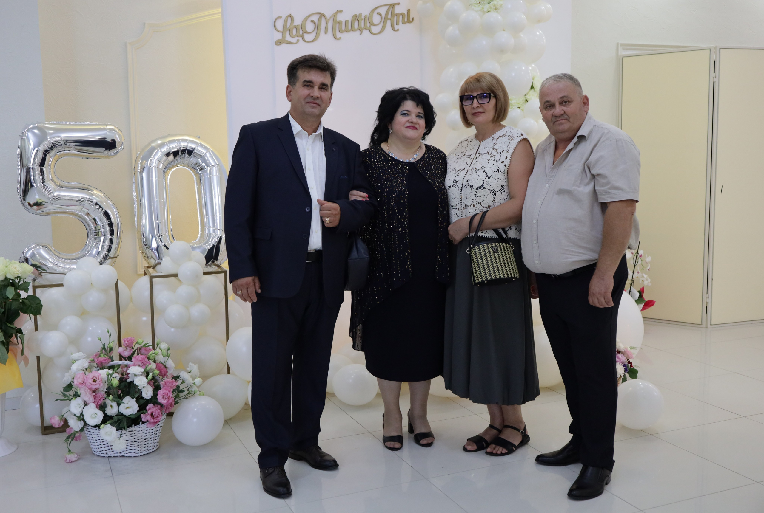 50 ani Carolina. Alika Dia- Fotograf în Republica Moldova, Strășeni