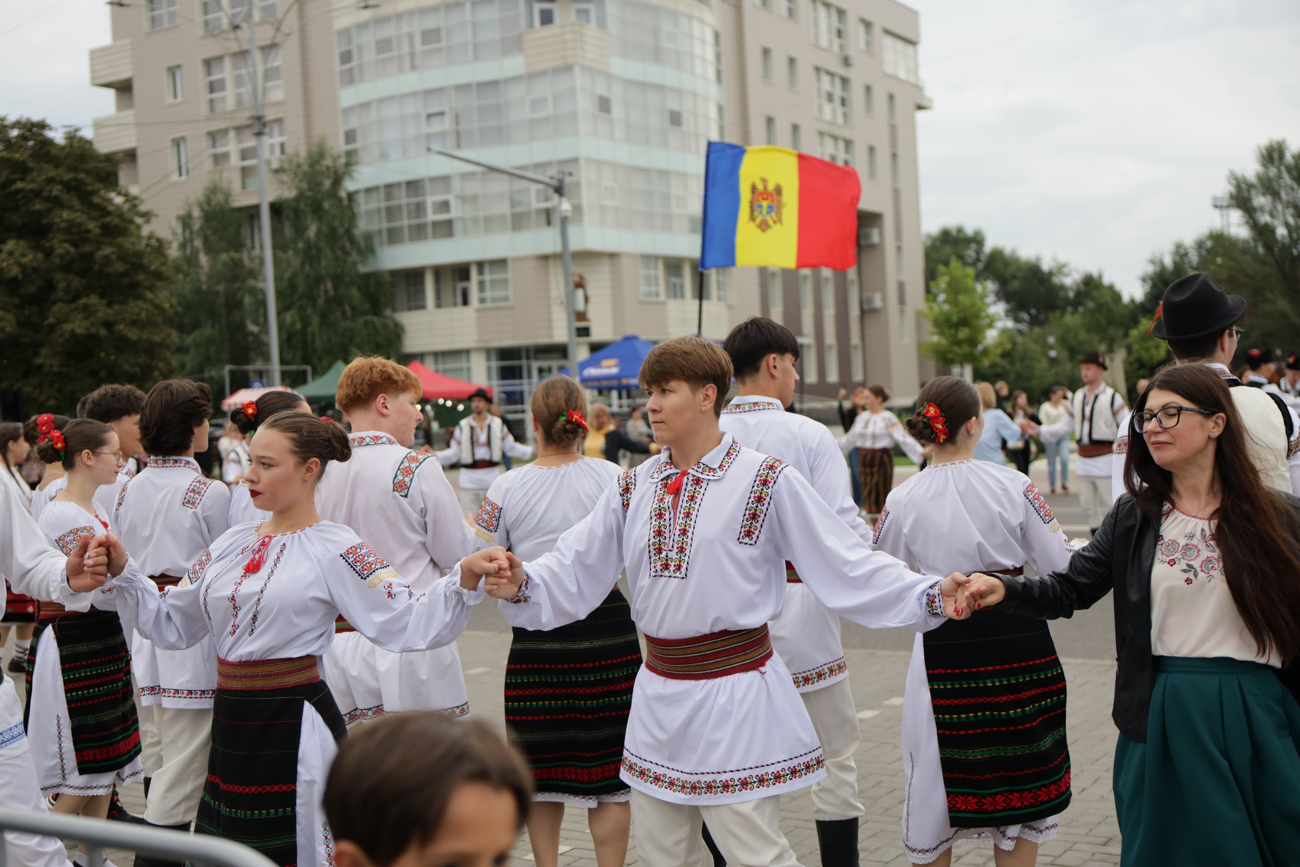 DORURELE la Festival Ungheni. Alika Dia- Fotograf în Republica Moldova, Strășeni