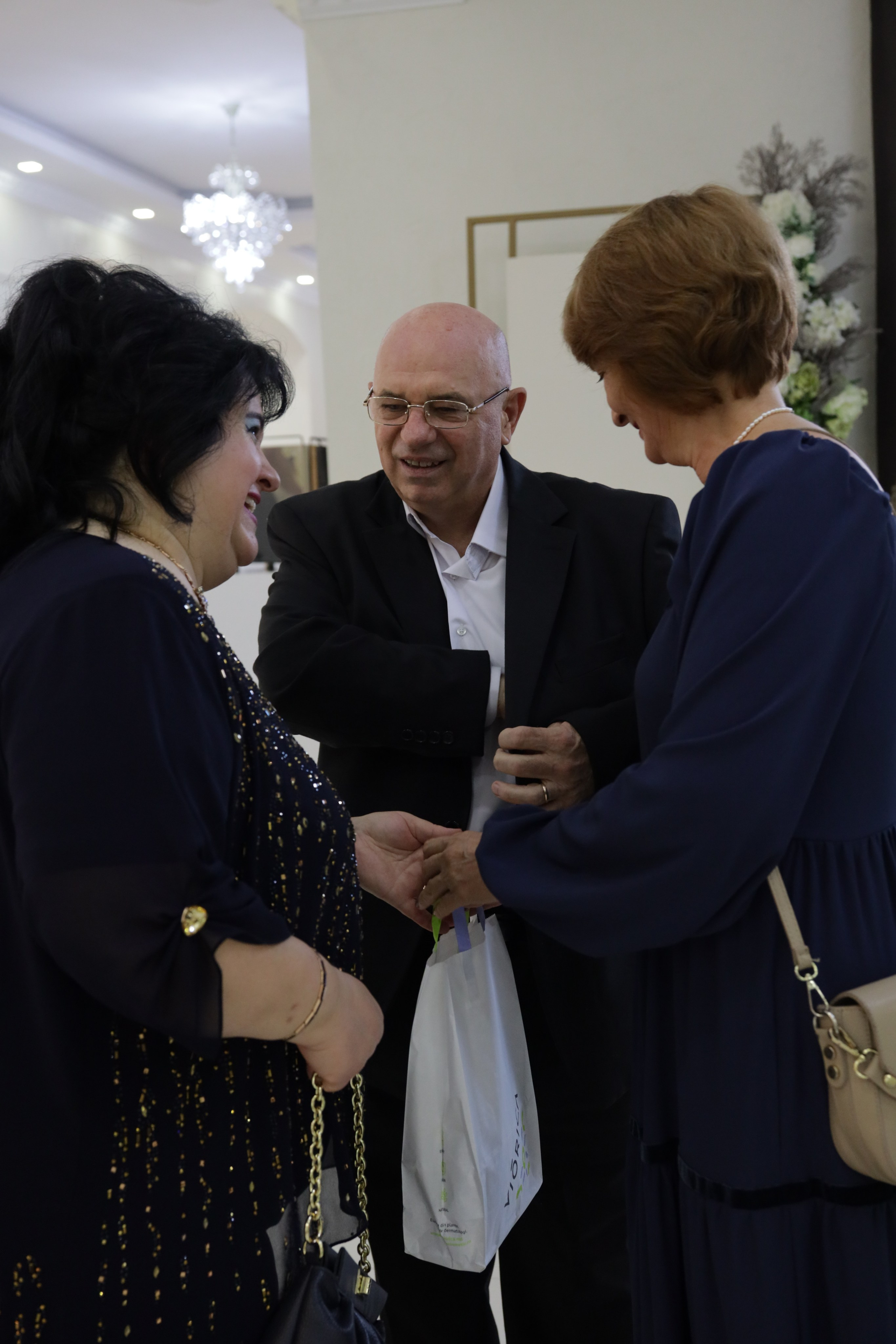 50 ani Carolina. Alika Dia- Fotograf în Republica Moldova, Strășeni