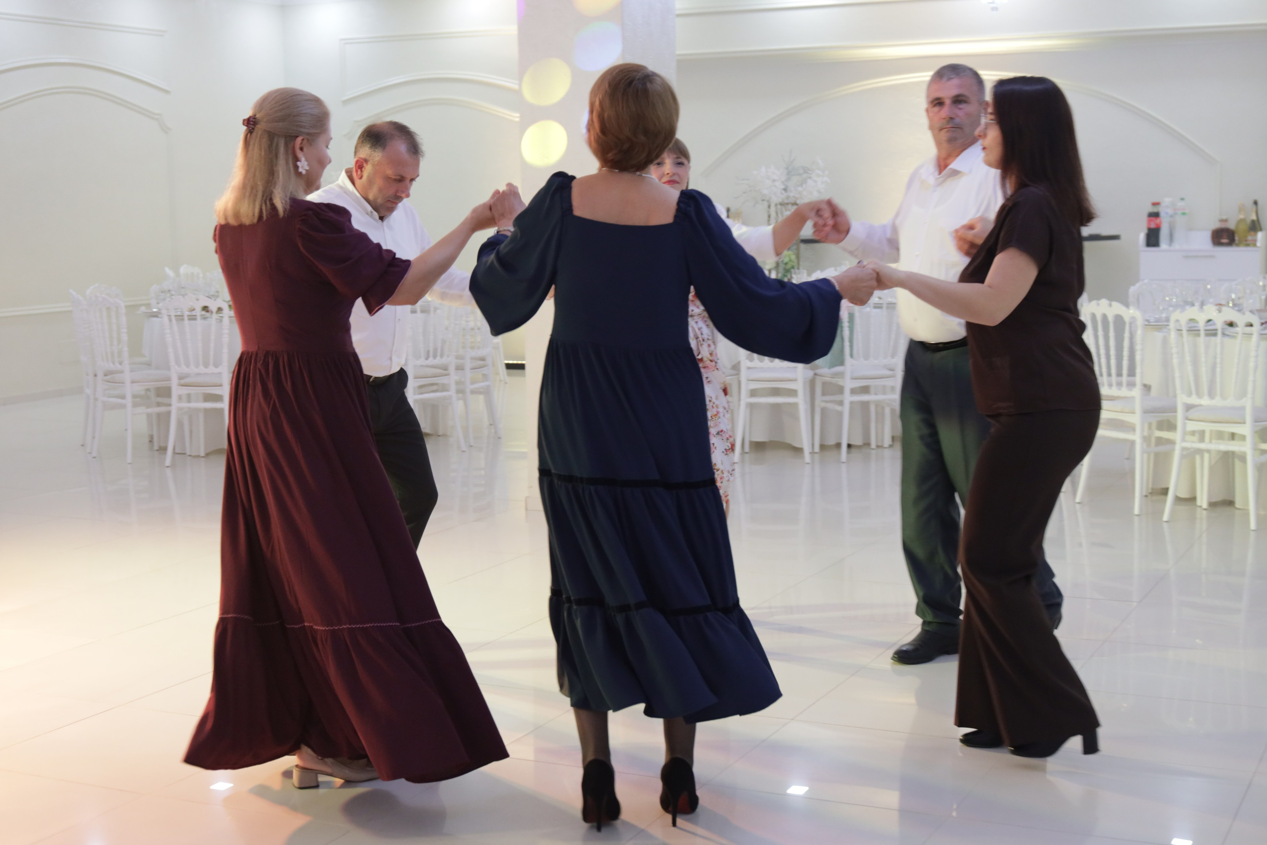 50 ani Carolina. Alika Dia- Fotograf în Republica Moldova, Strășeni