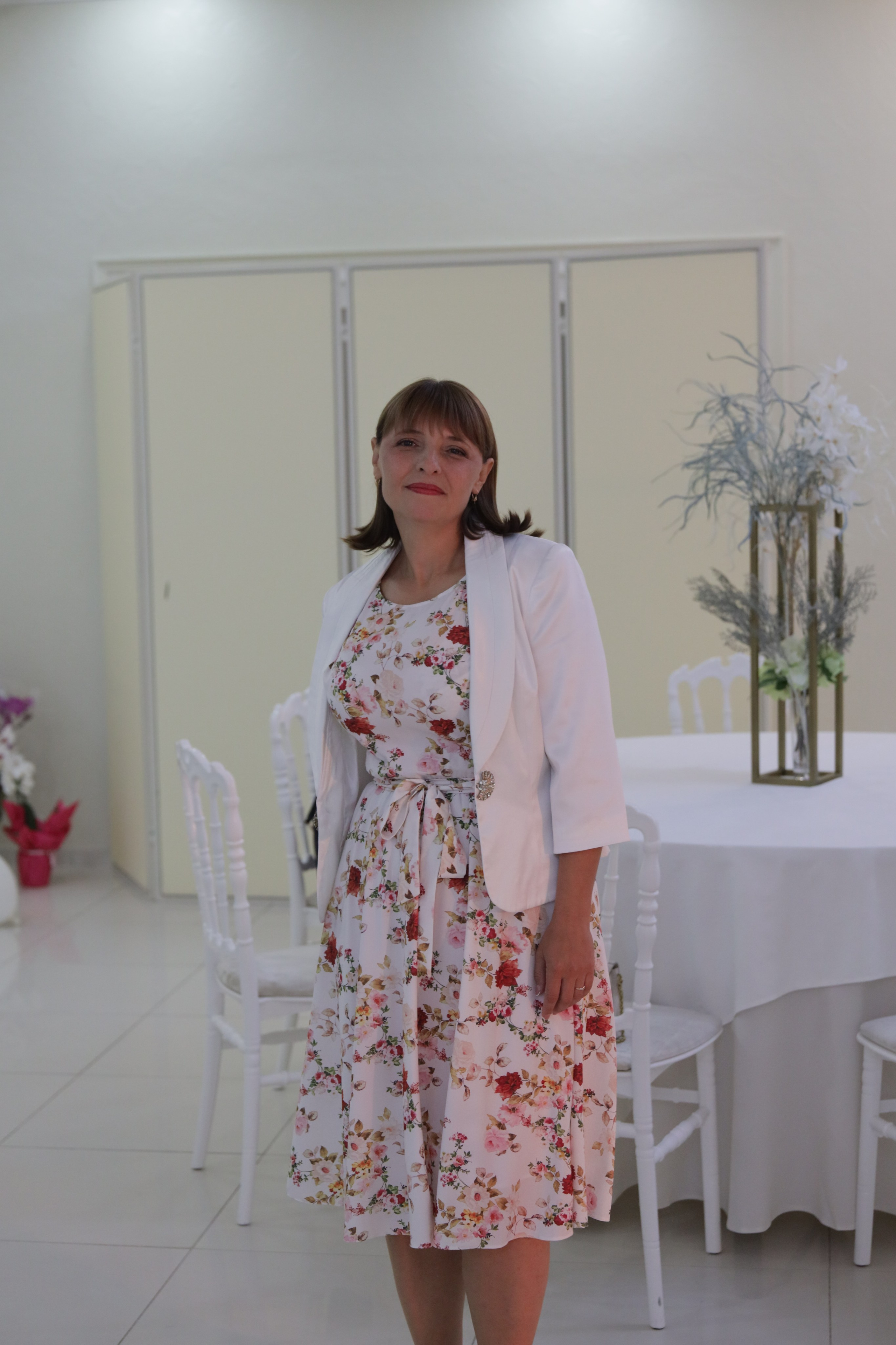 50 ani Carolina. Alika Dia- Fotograf în Republica Moldova, Strășeni