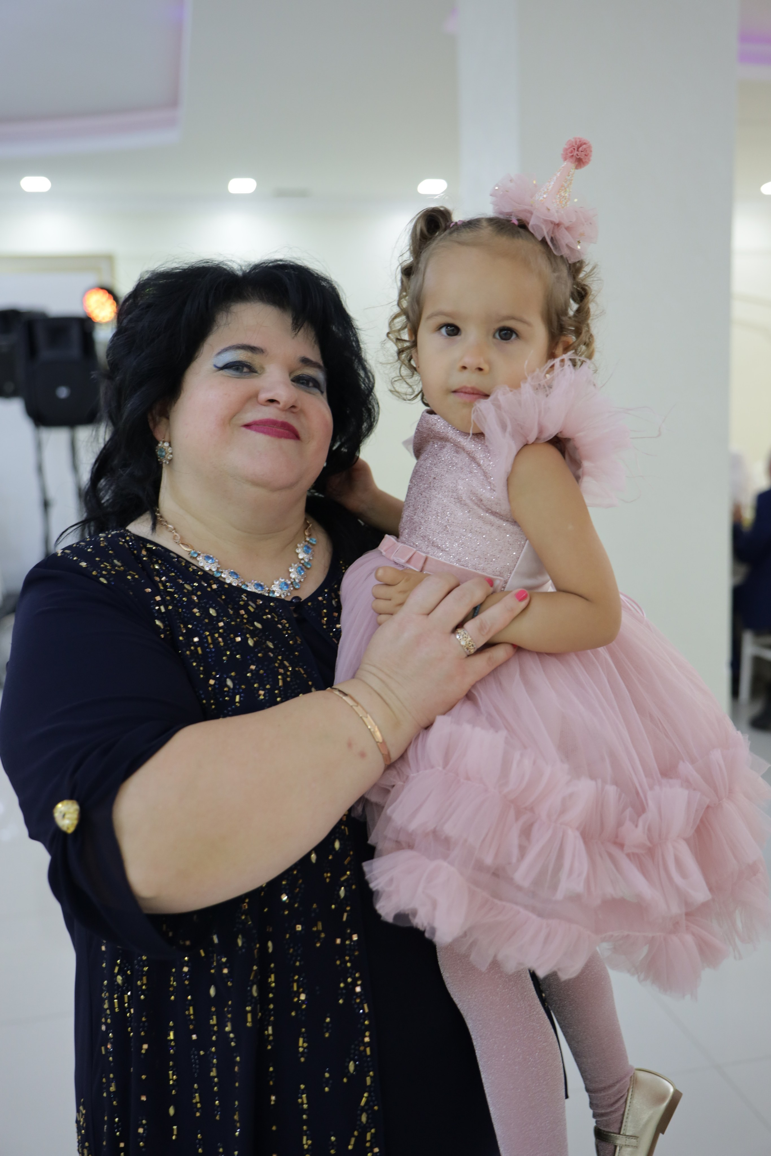 50 ani Carolina. Alika Dia- Fotograf în Republica Moldova, Strășeni