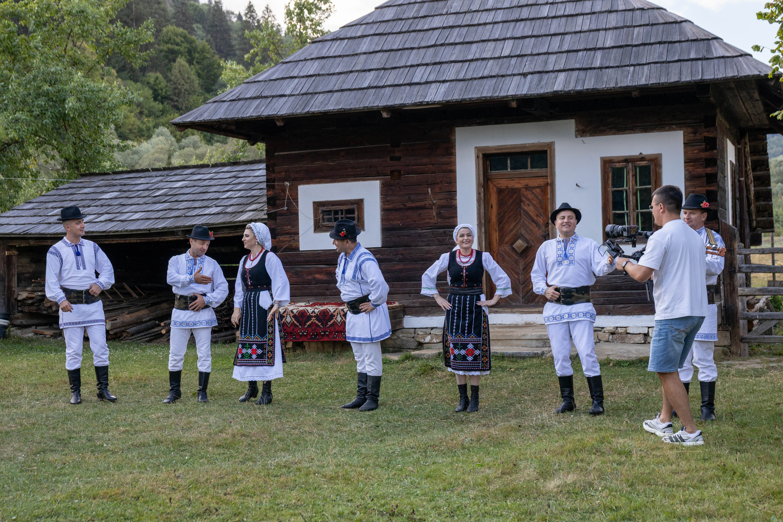 DORURELE la Filmări RO. Alika Dia- Fotograf în Republica Moldova, Strășeni