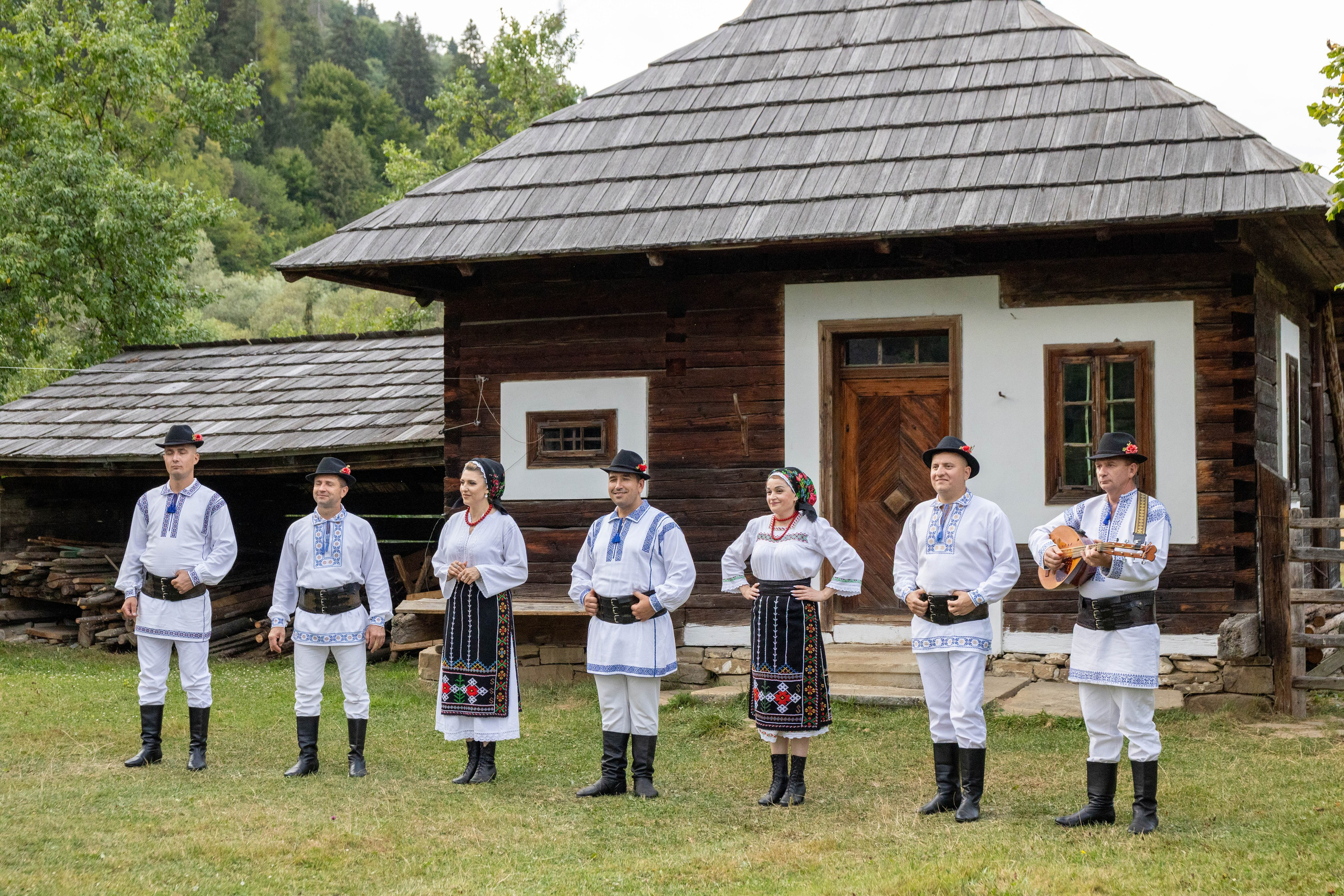 DORURELE la Filmări RO. Alika Dia- Fotograf în Republica Moldova, Strășeni