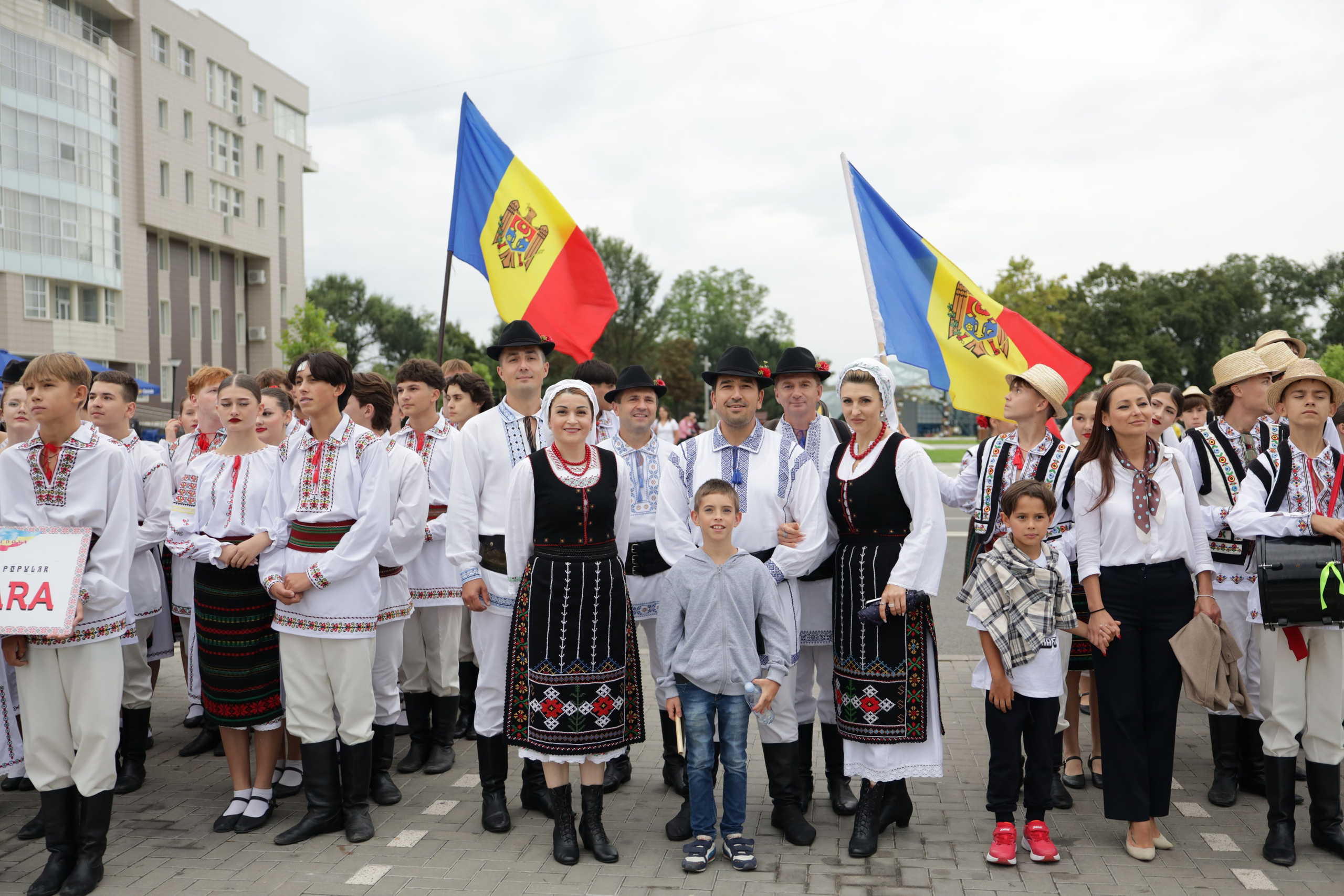DORURELE la Festival Ungheni. Alika Dia- Fotograf în Republica Moldova, Strășeni