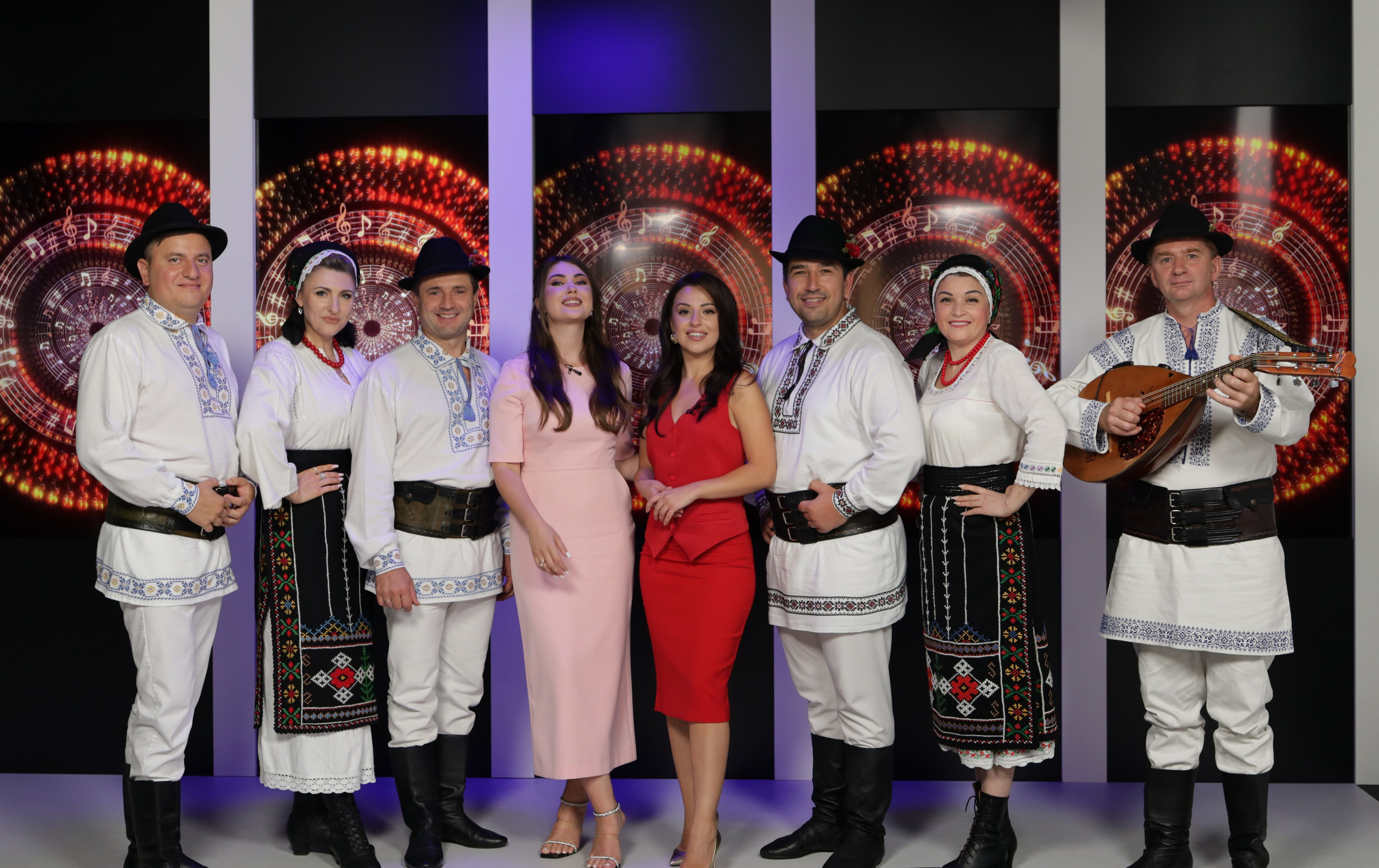 Dorurele la BINE BINE SHOW. Alika Dia- Fotograf în Republica Moldova, Strășeni