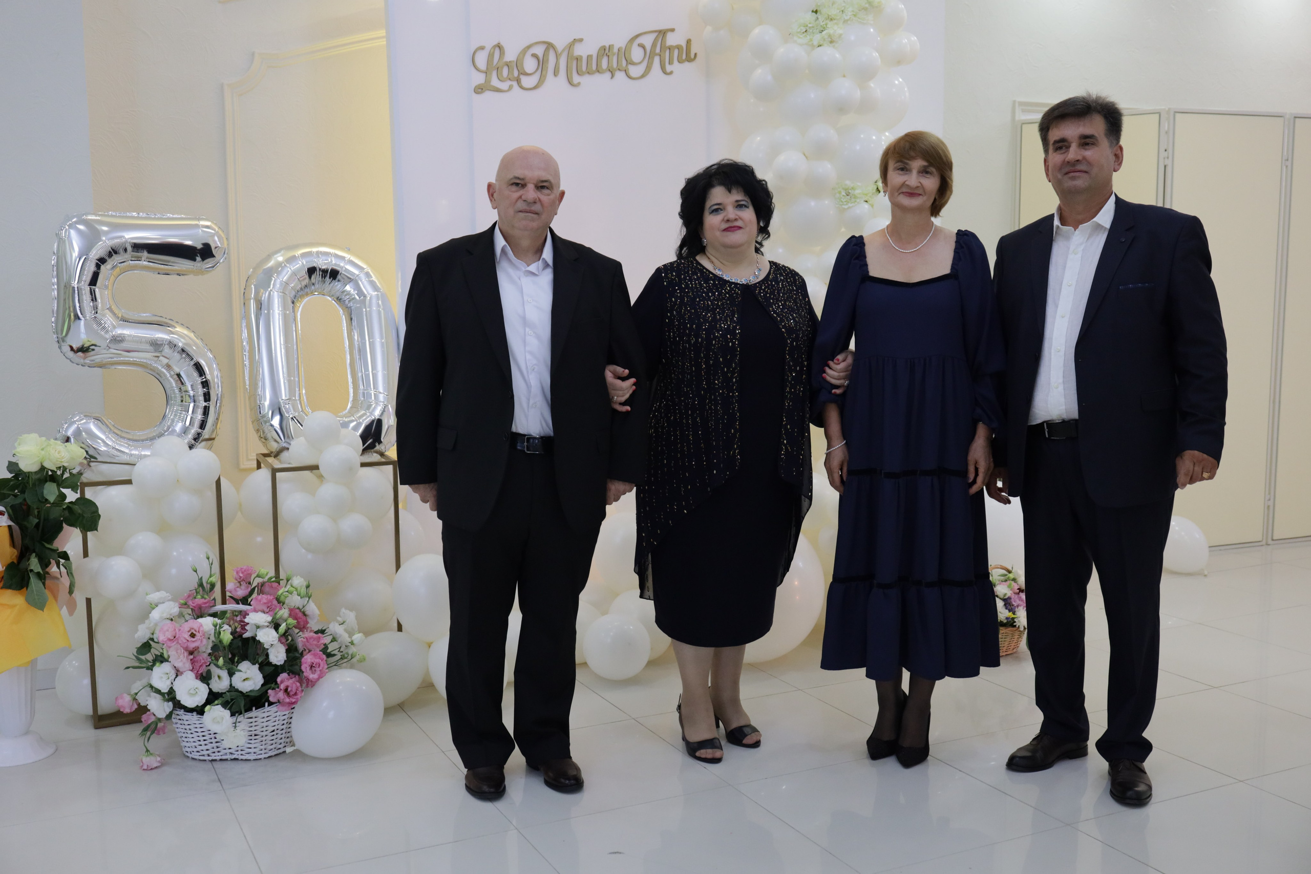 50 ani Carolina. Alika Dia- Fotograf în Republica Moldova, Strășeni