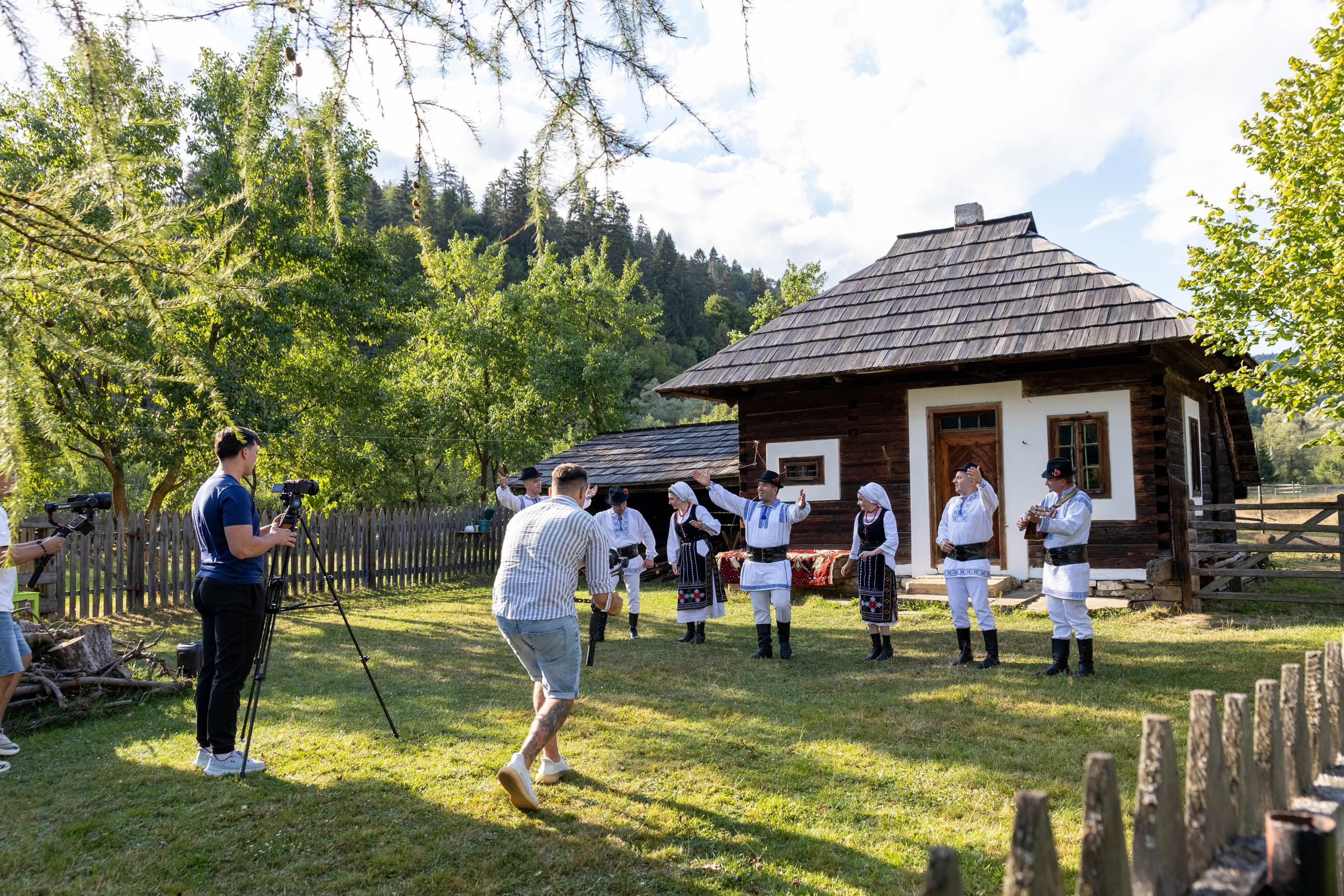 DORURELE la Filmări RO. Alika Dia- Fotograf în Republica Moldova, Strășeni