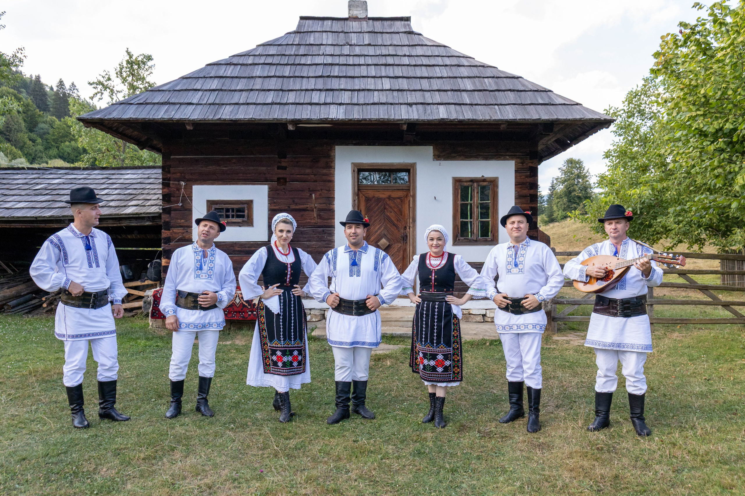 DORURELE la Filmări RO. Alika Dia- Fotograf în Republica Moldova, Strășeni