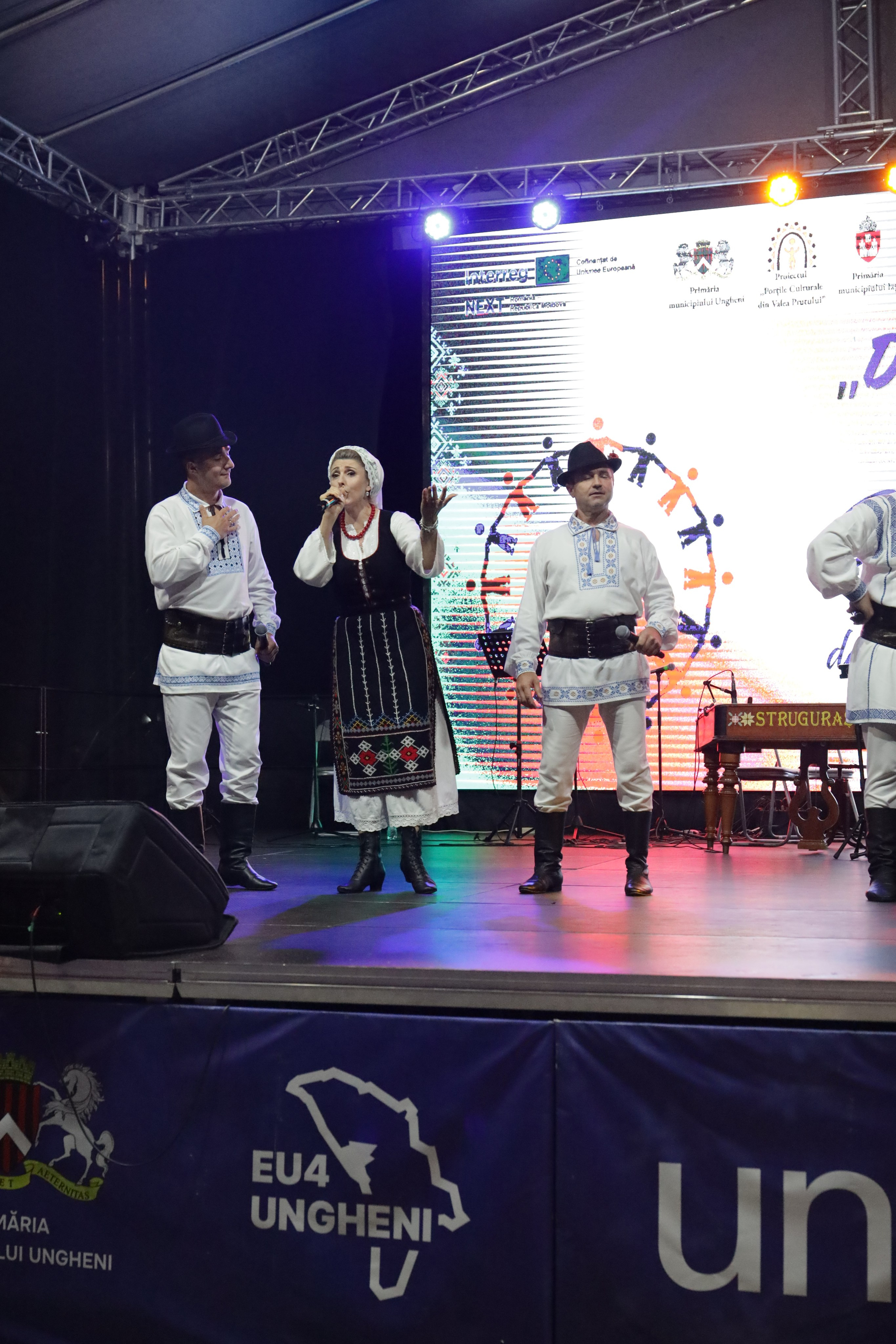 DORURELE la Festival Ungheni. Alika Dia- Fotograf în Republica Moldova, Strășeni