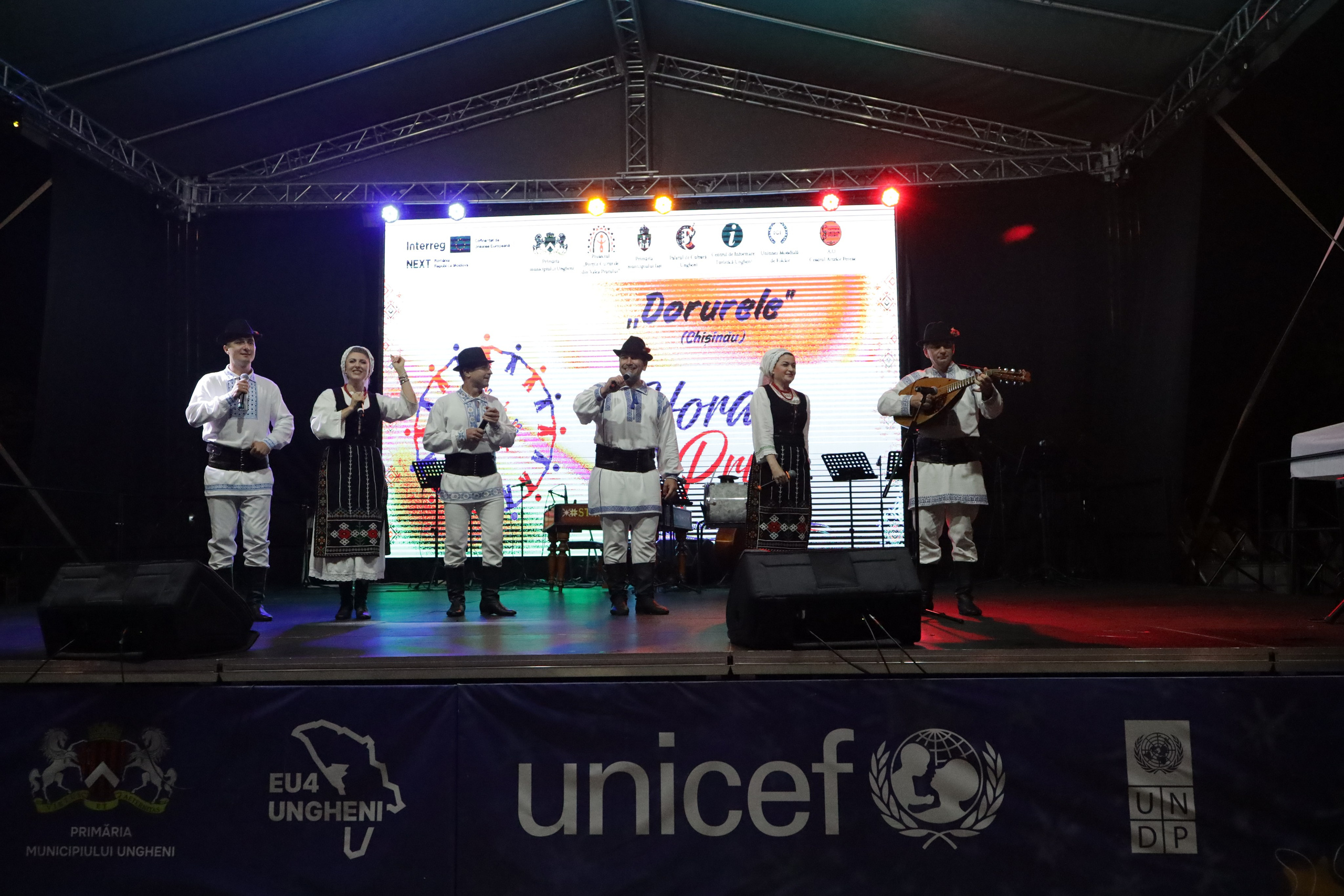 DORURELE la Festival Ungheni. Alika Dia- Fotograf în Republica Moldova, Strășeni